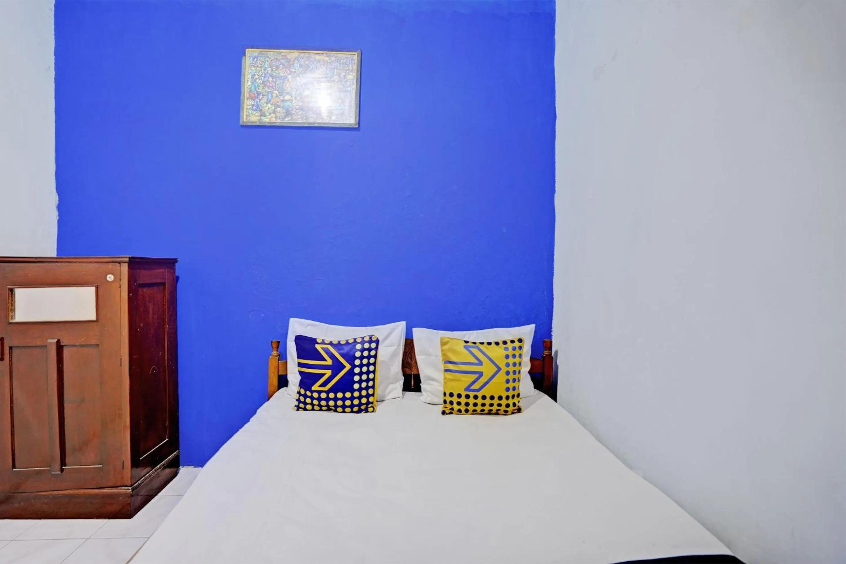 Bedroom, Bed in OYO Life 92921 Omaya Kost Syariah