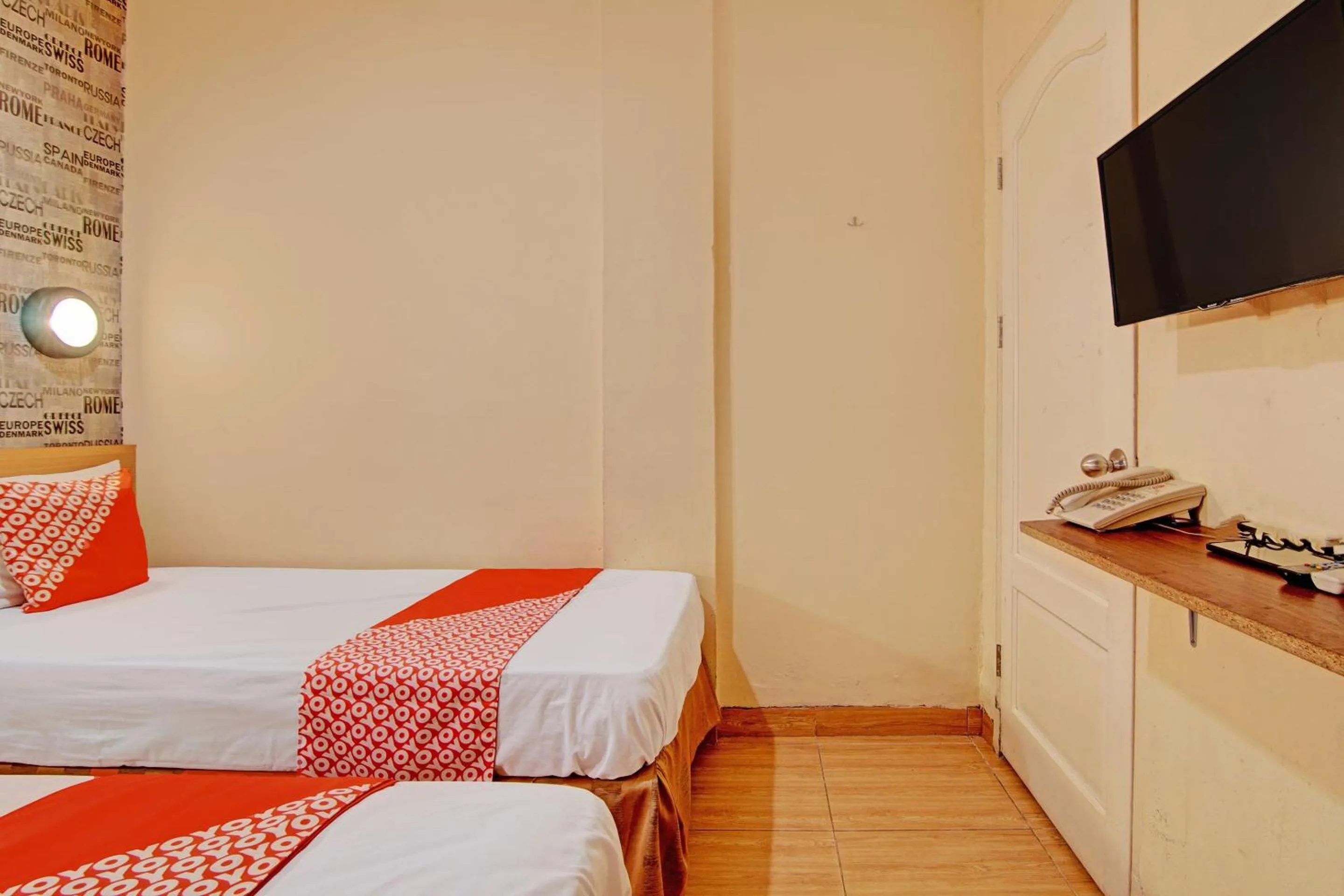 Bedroom, Bed in Hotel O Kalista Guest House Syariah