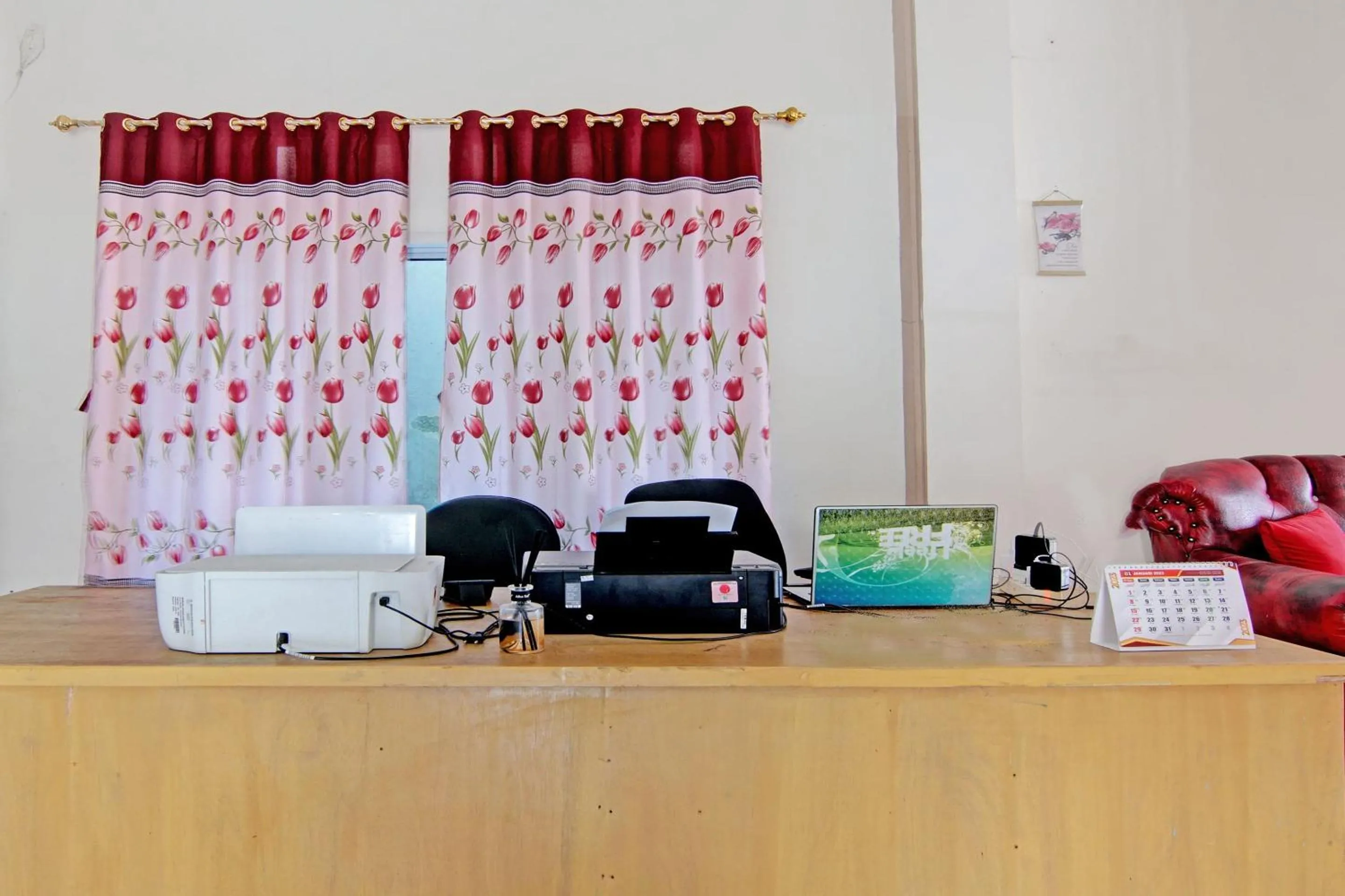 Lobby or reception in Hotel O Kalista Guest House Syariah