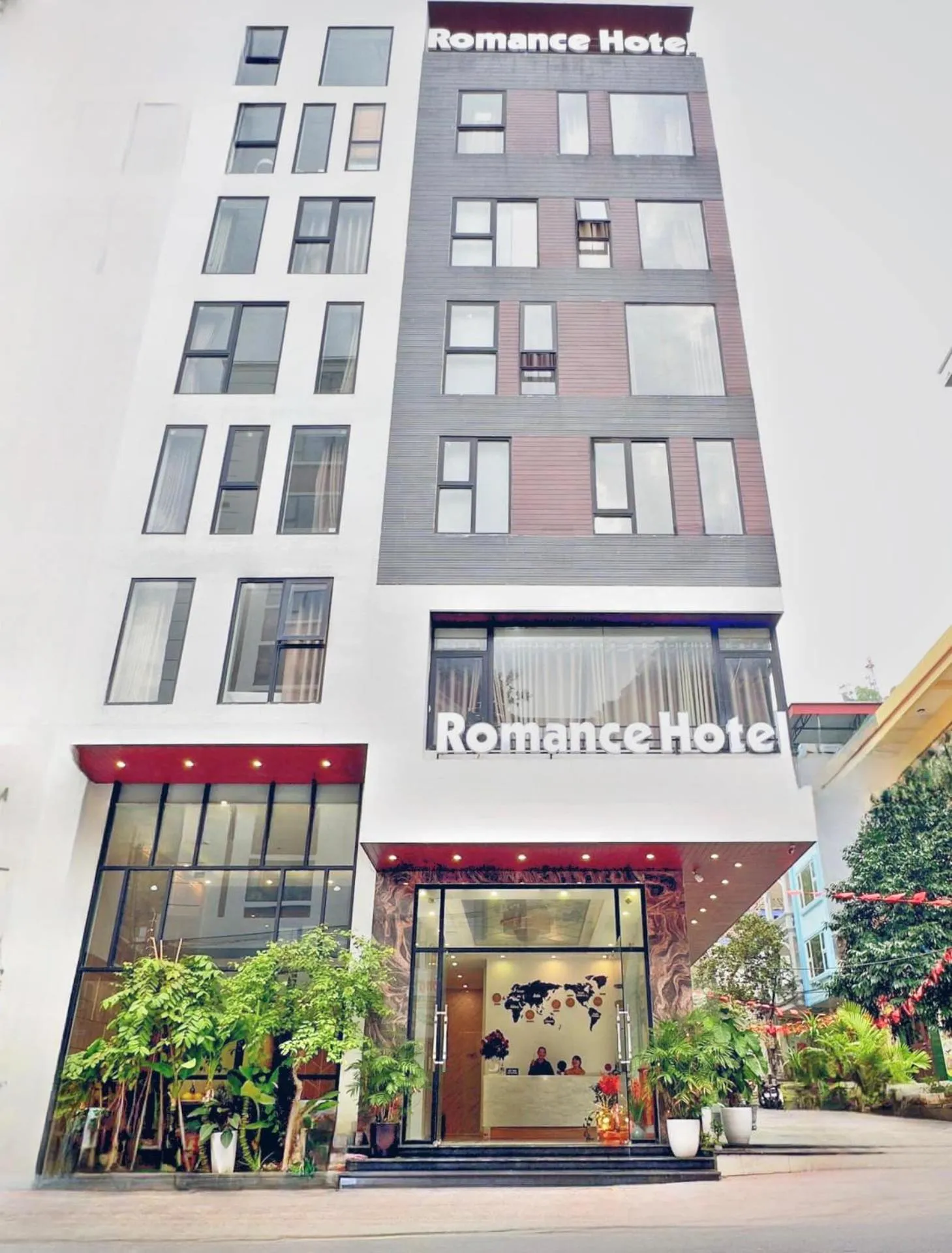 Romance hotel