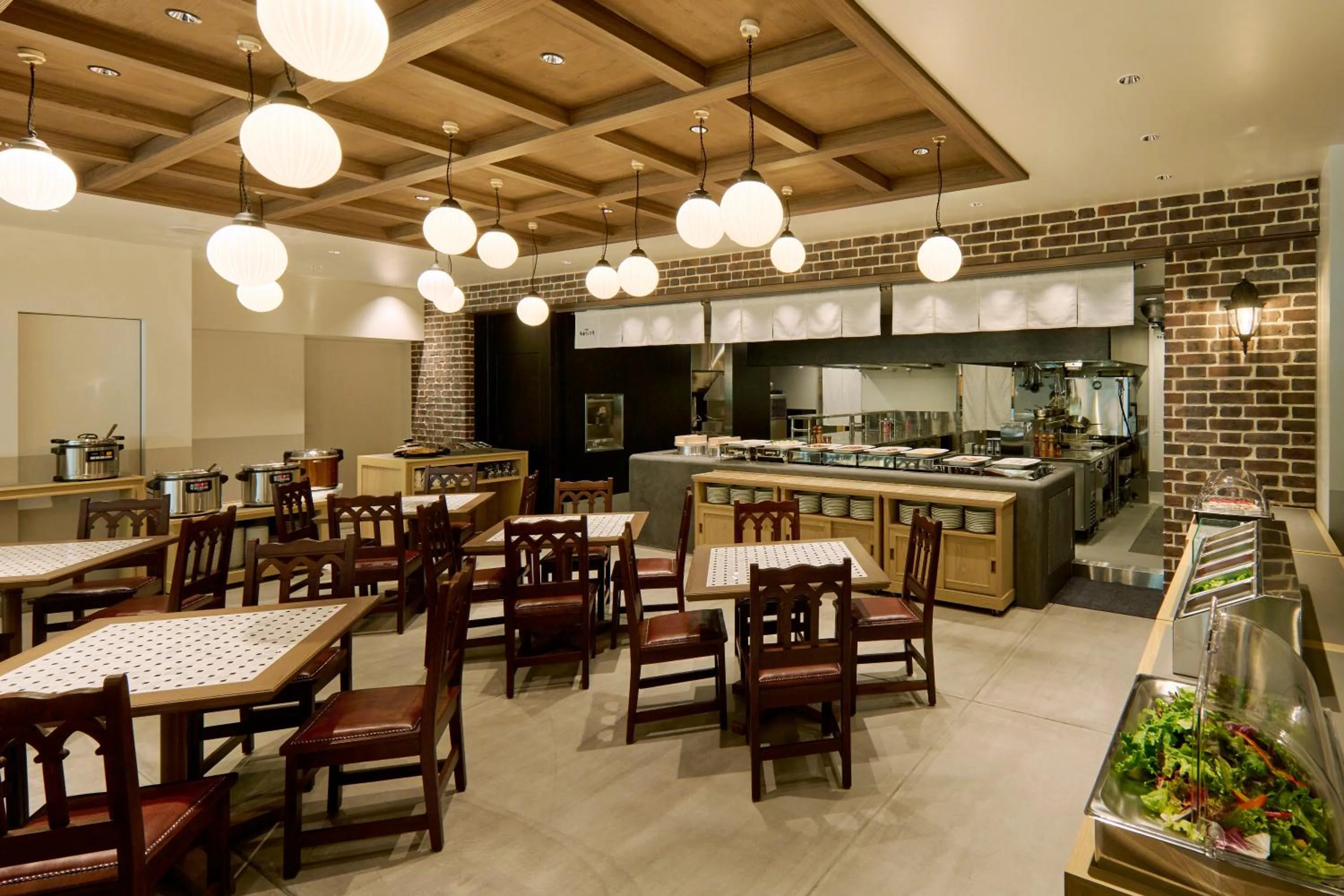 Restaurant/places to eat in The Royal Park Hotel Ginza 6-Chome