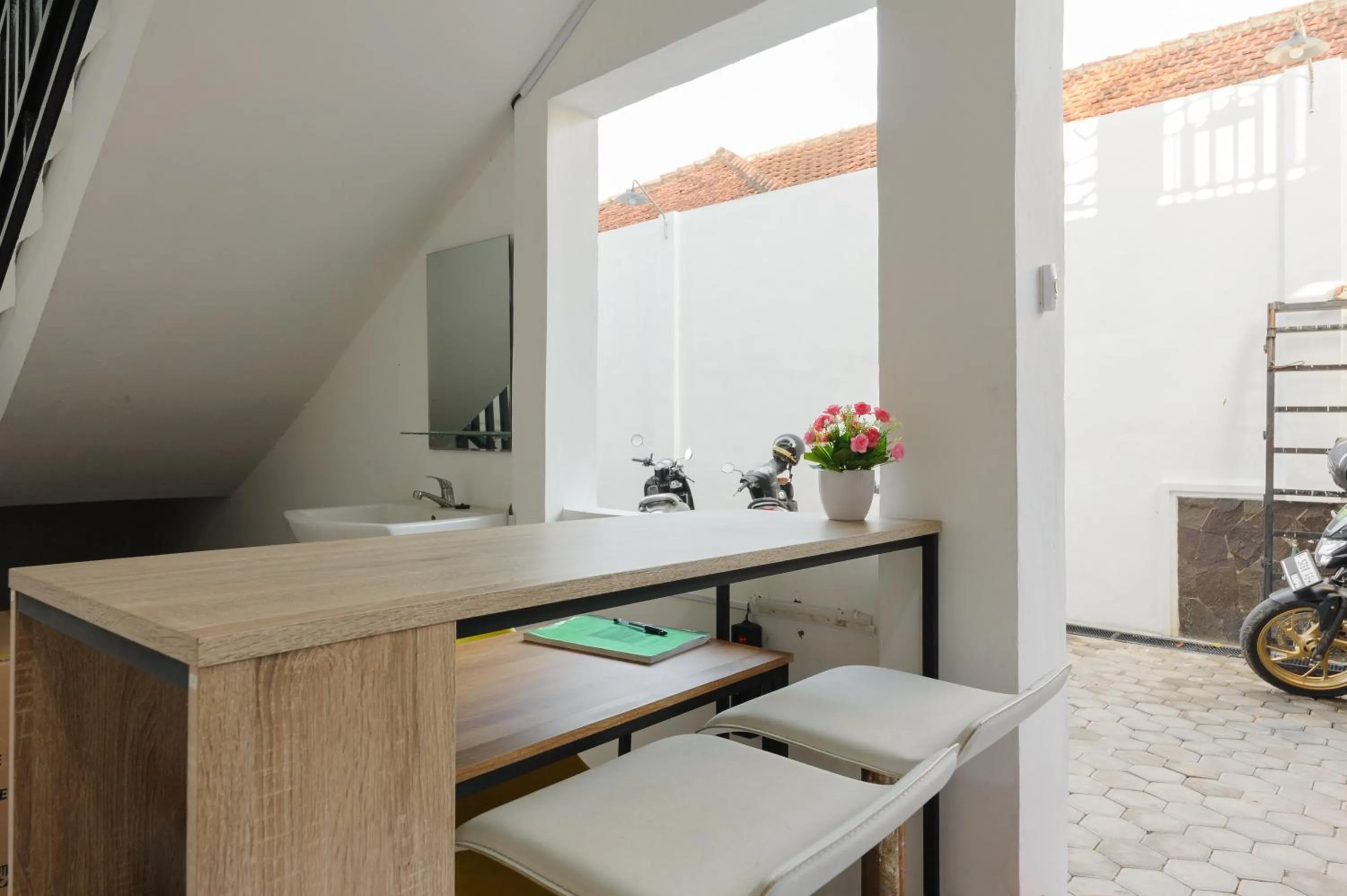 Property building in Urbanview Hotel Betego Syariah Enggal by RedDoorz