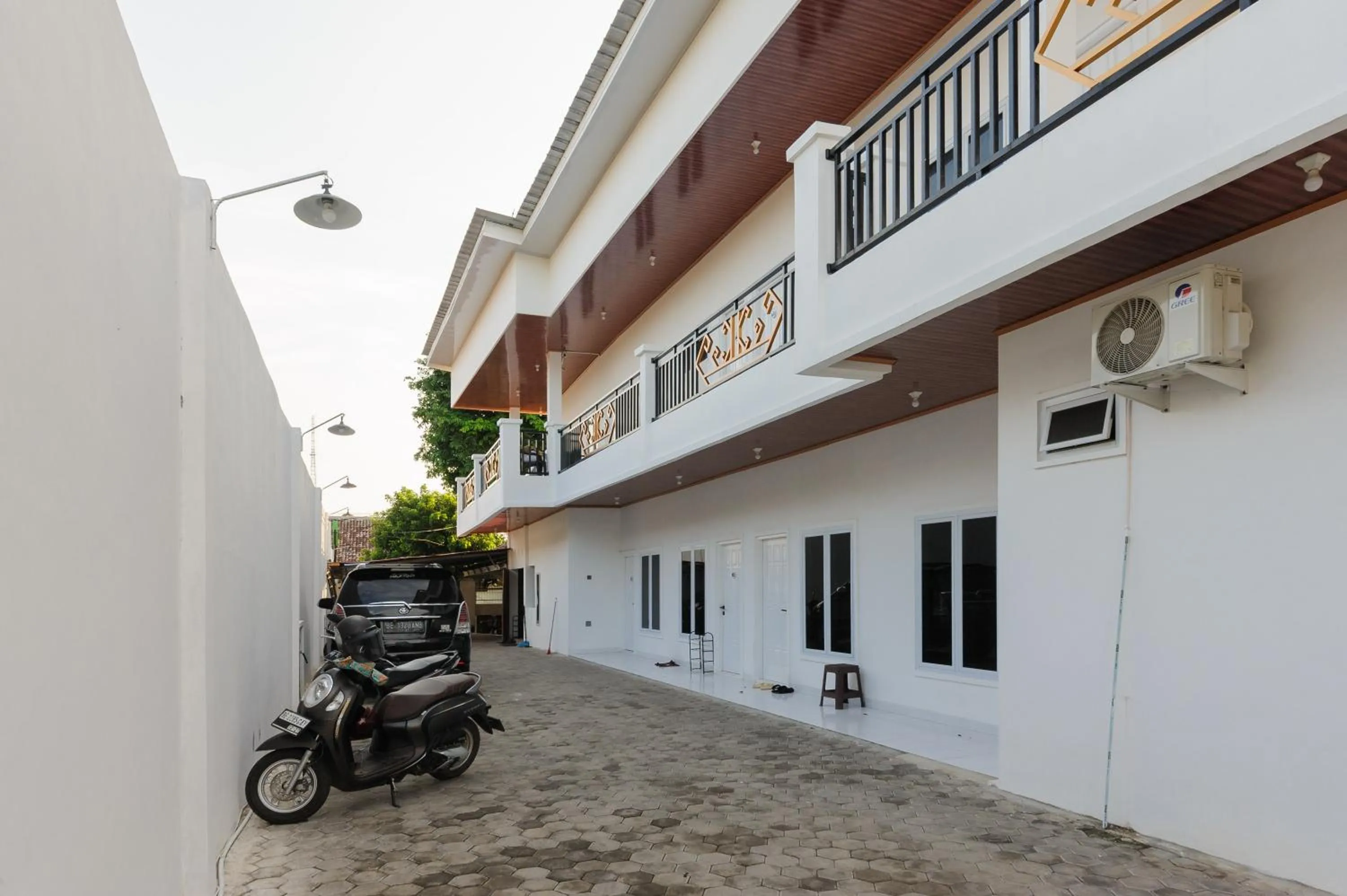 Property building in Urbanview Hotel Betego Syariah Enggal by RedDoorz