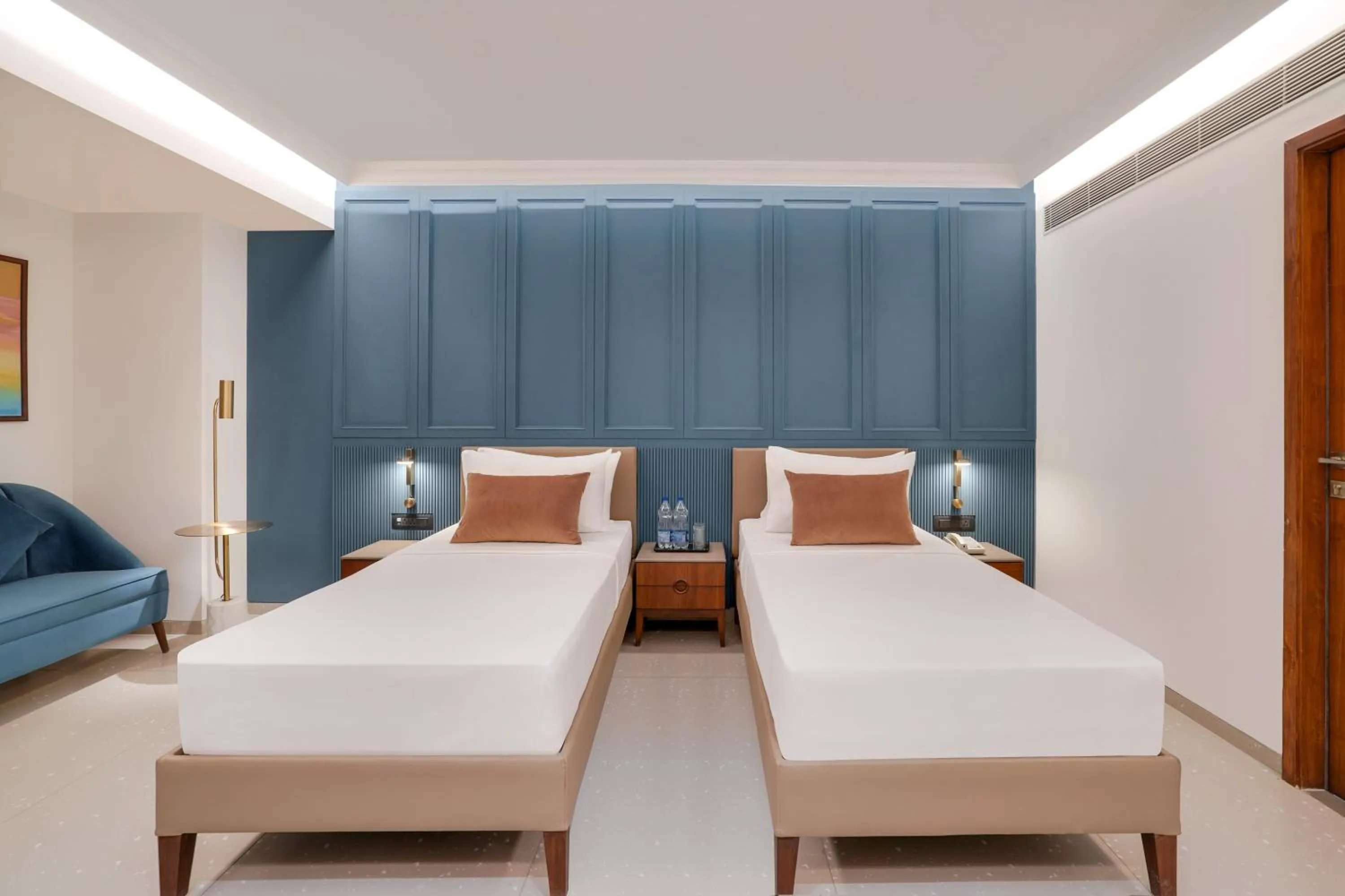 Bed in Lemon Tree Hotel, Rajkot