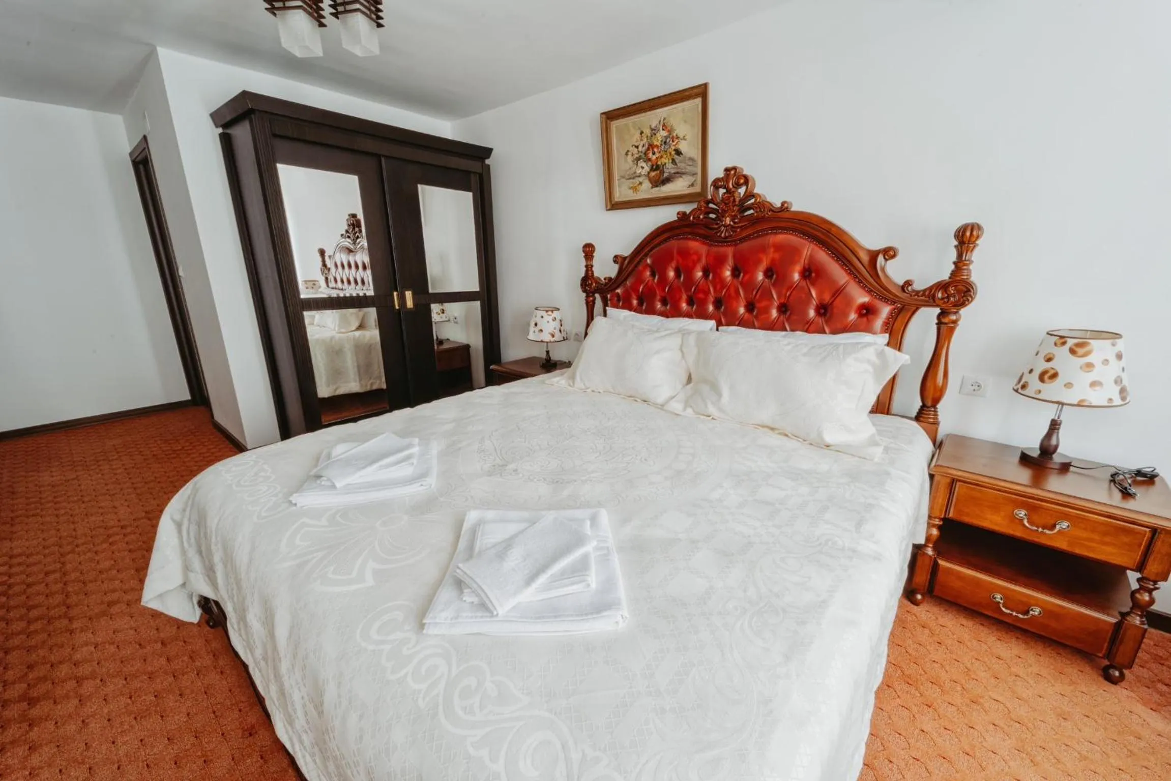 Bed in Complex Turistic Constantin Bucovina