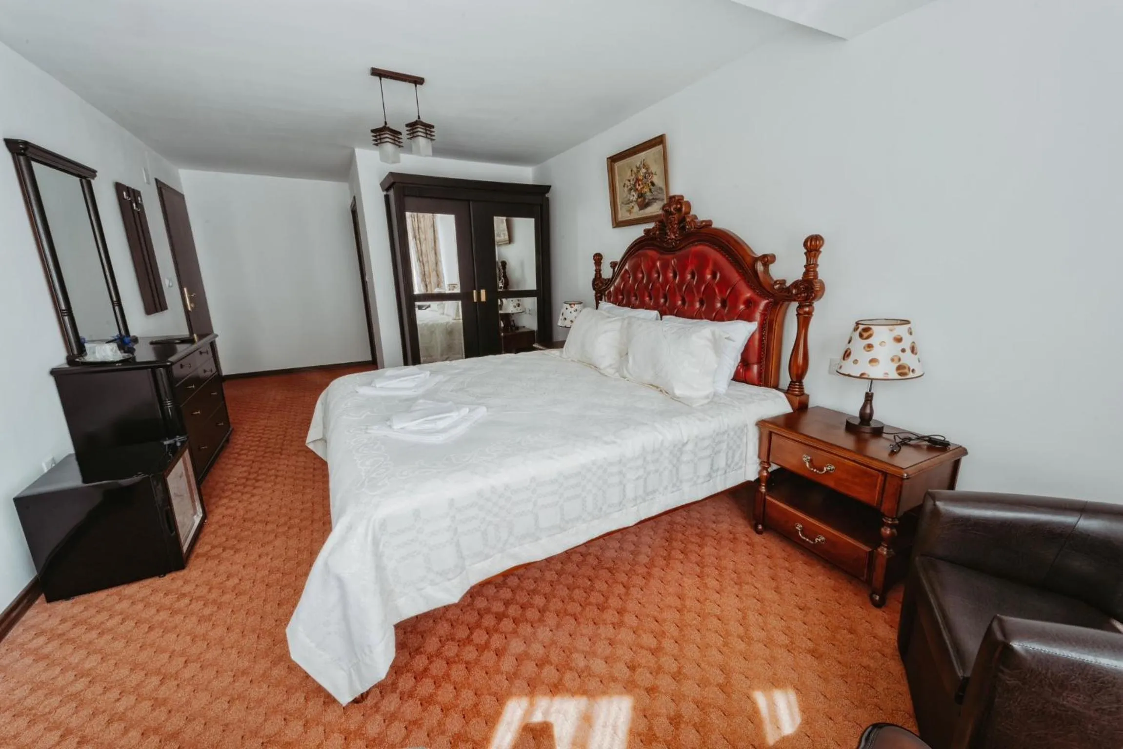 Bed in Complex Turistic Constantin Bucovina