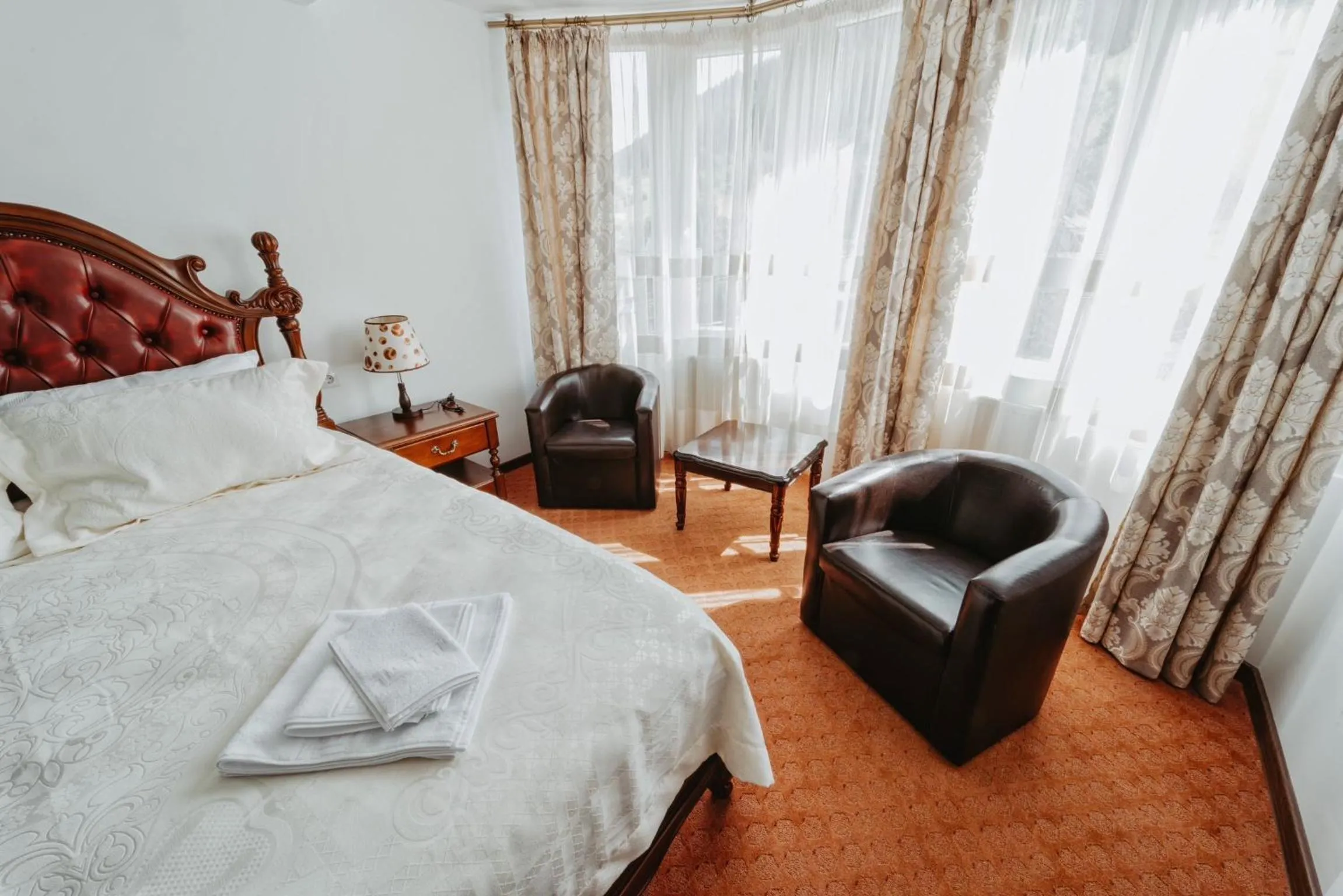 Bed in Complex Turistic Constantin Bucovina