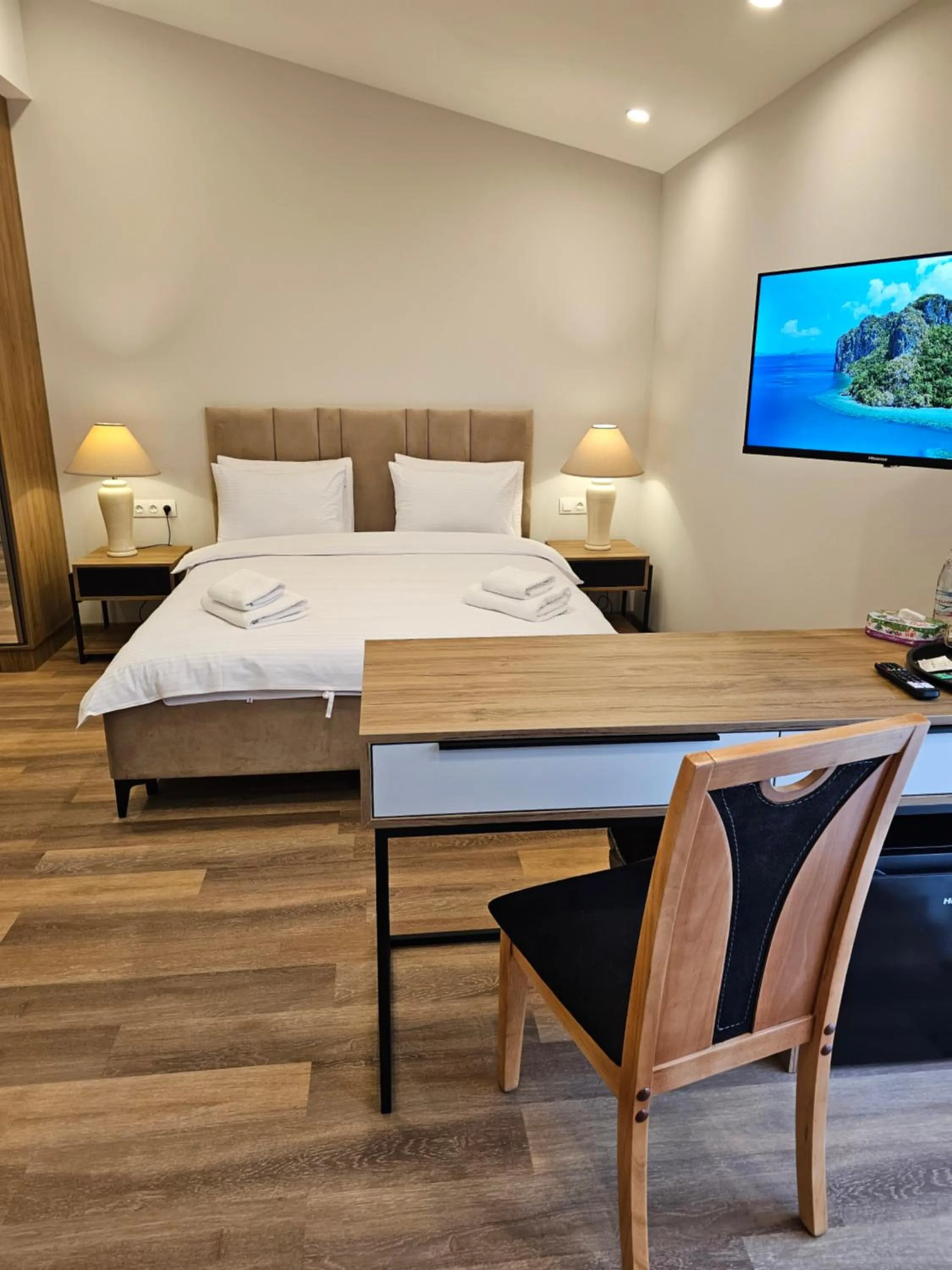 Bed in Hotel Avenue 30