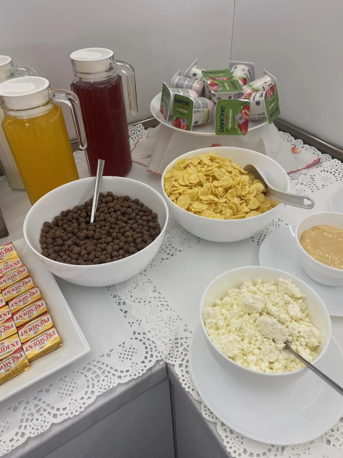 Food and drinks in Hotel Avenue 30