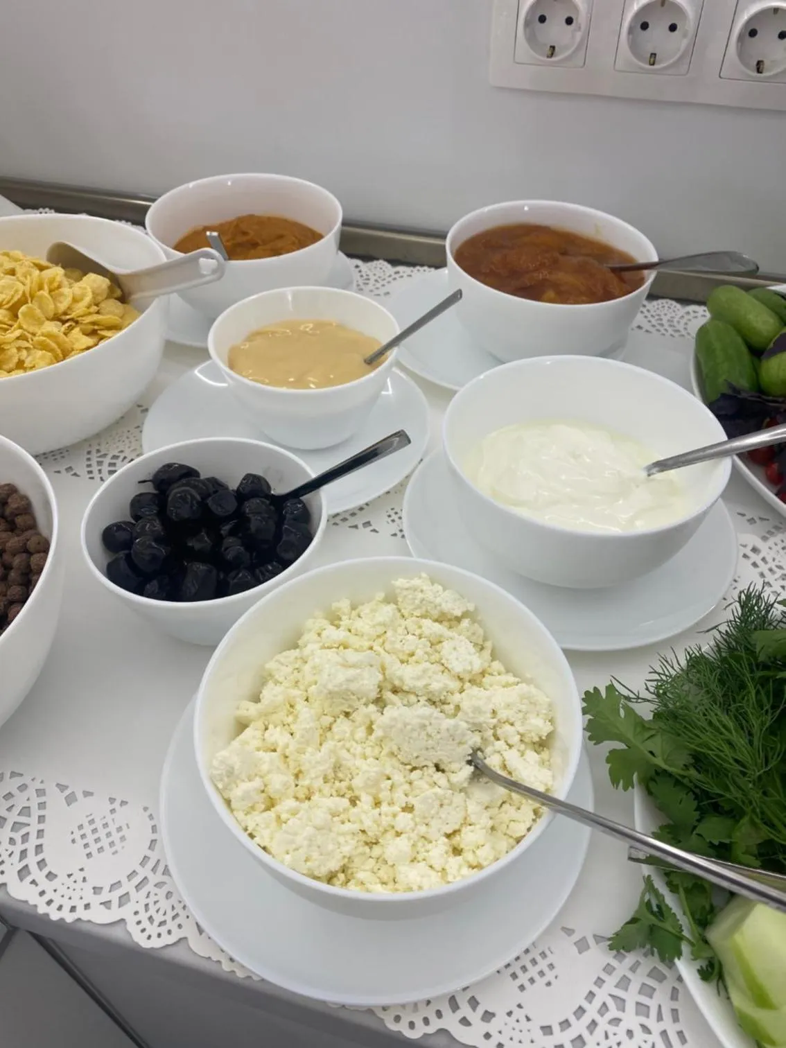 Food and drinks in Hotel Avenue 30