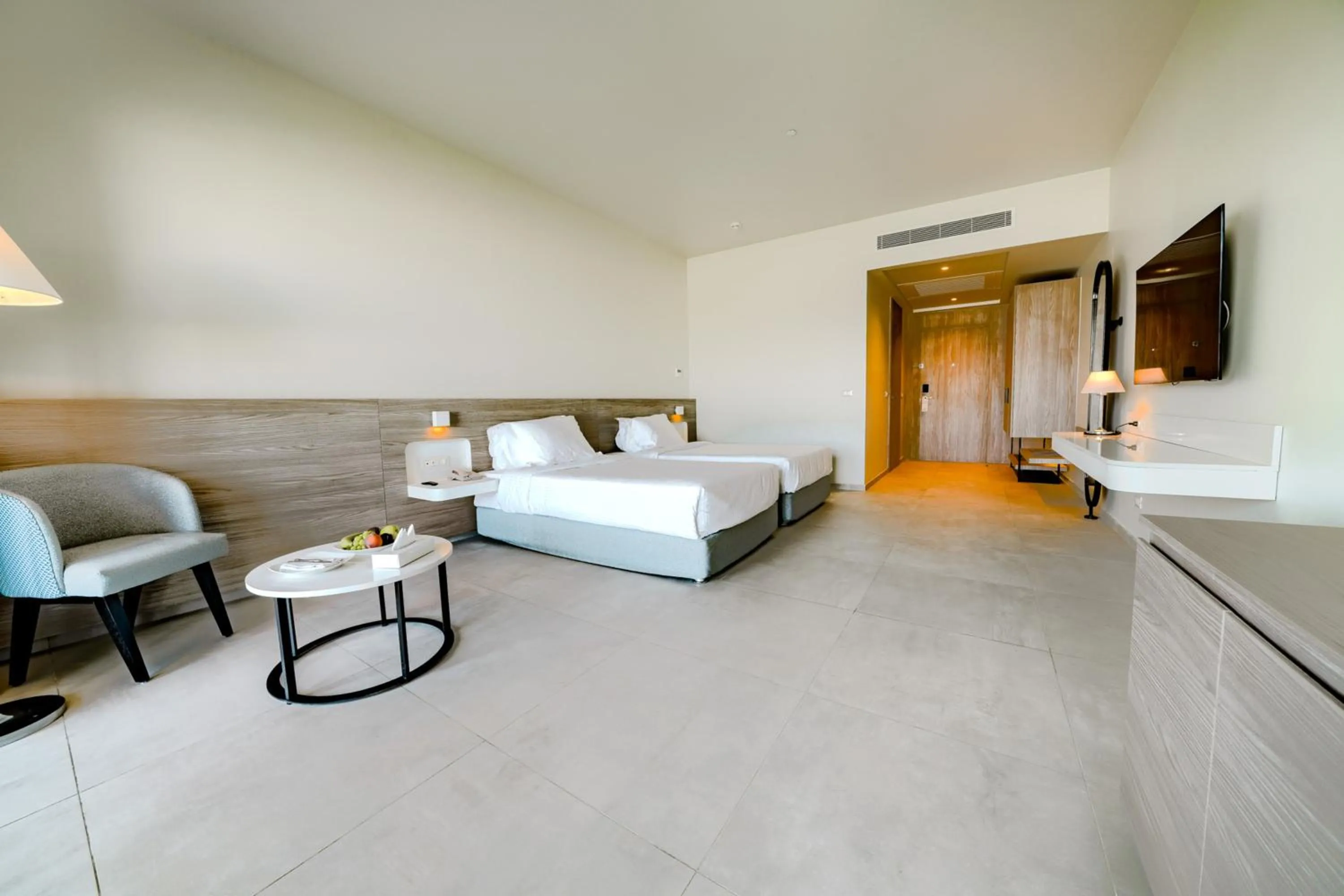 Communal lounge/ TV room, Bed in Sentido Reef Oasis Suakin Resort