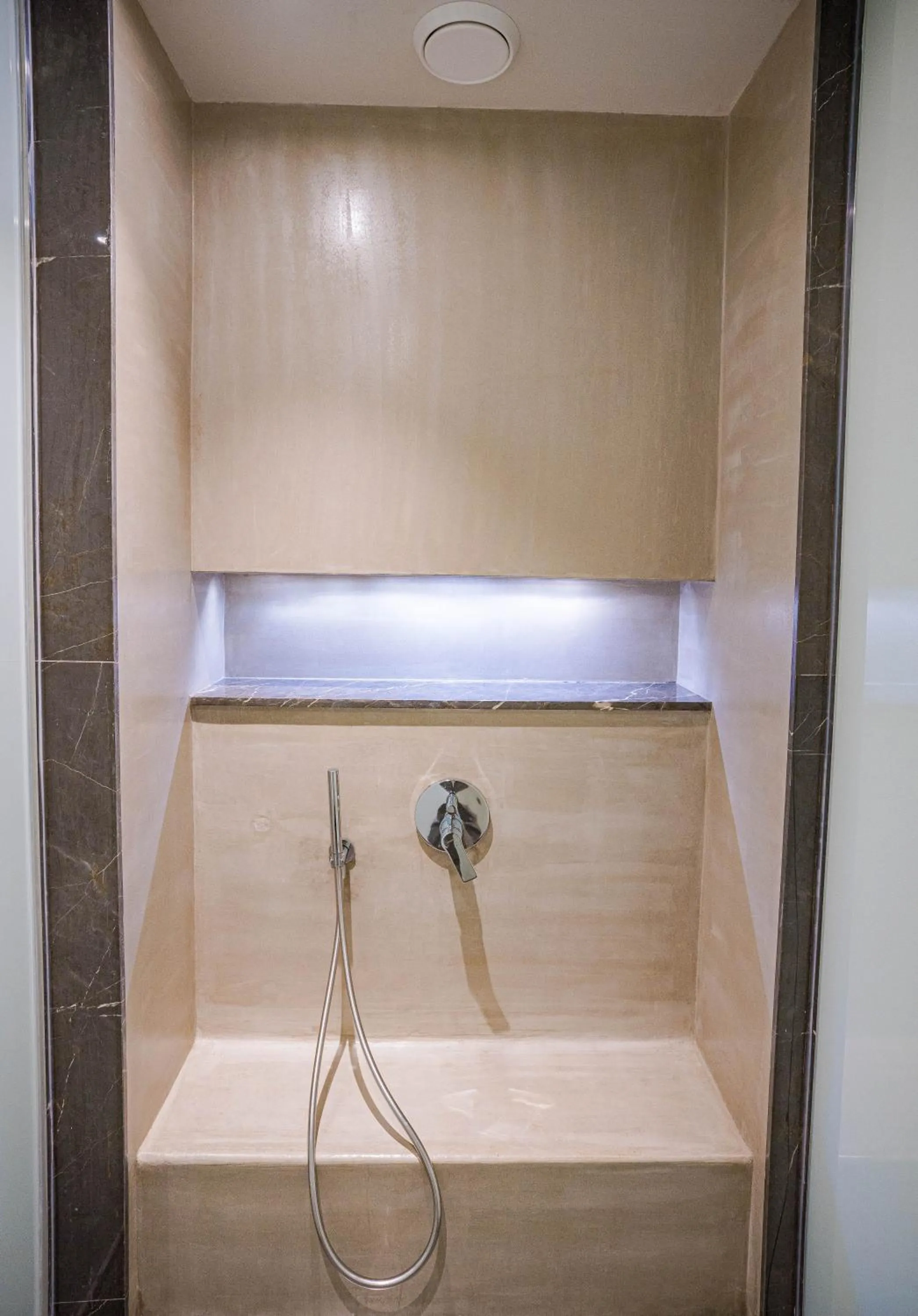 Shower in Sentido Reef Oasis Suakin Resort