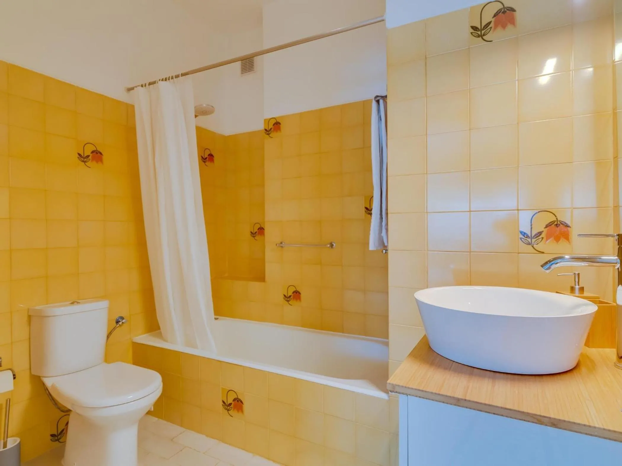 Shower in AL - Apartamento Montemar