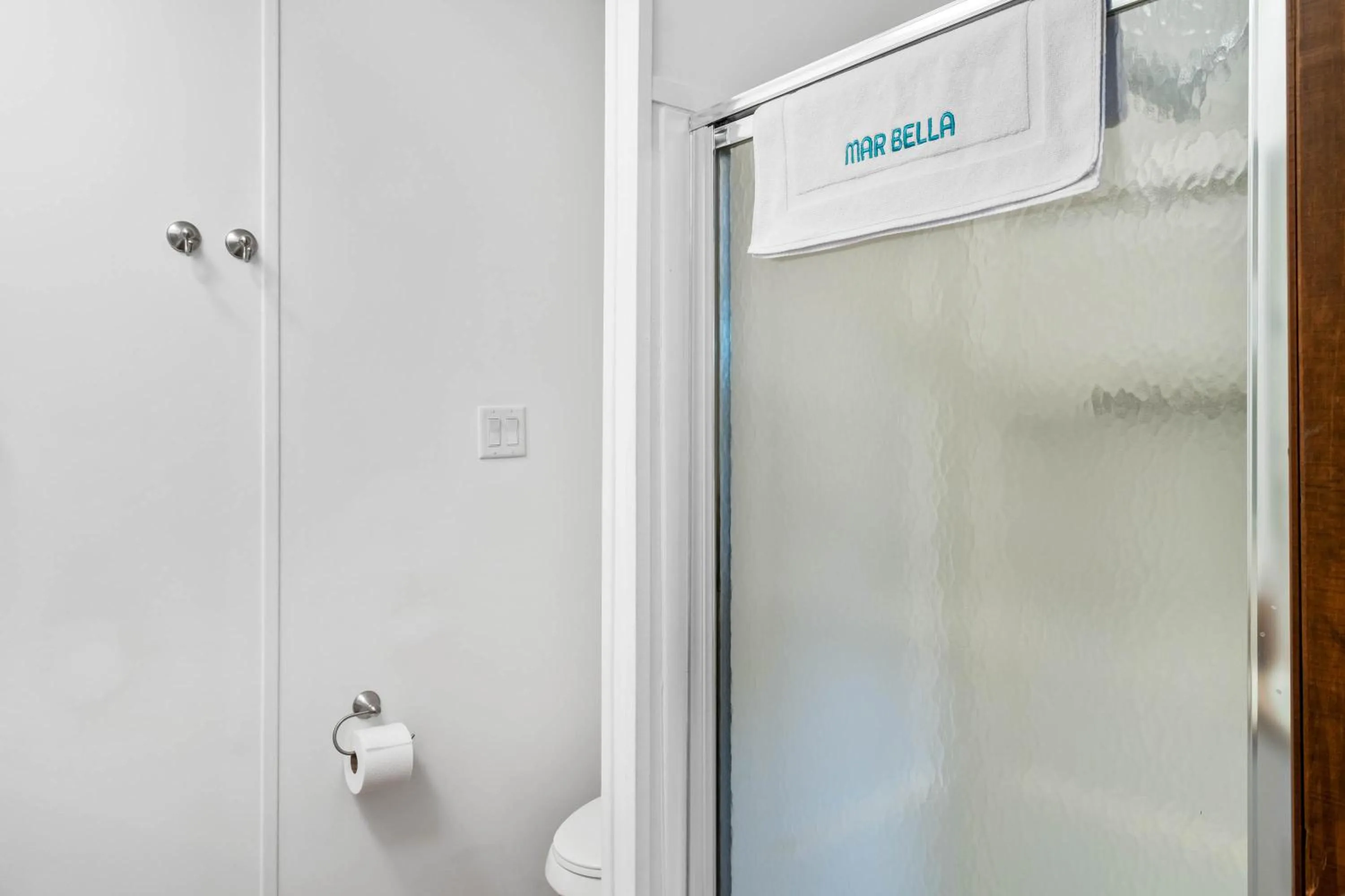 Shower in Mar Bella Boutique Hotel & Spa