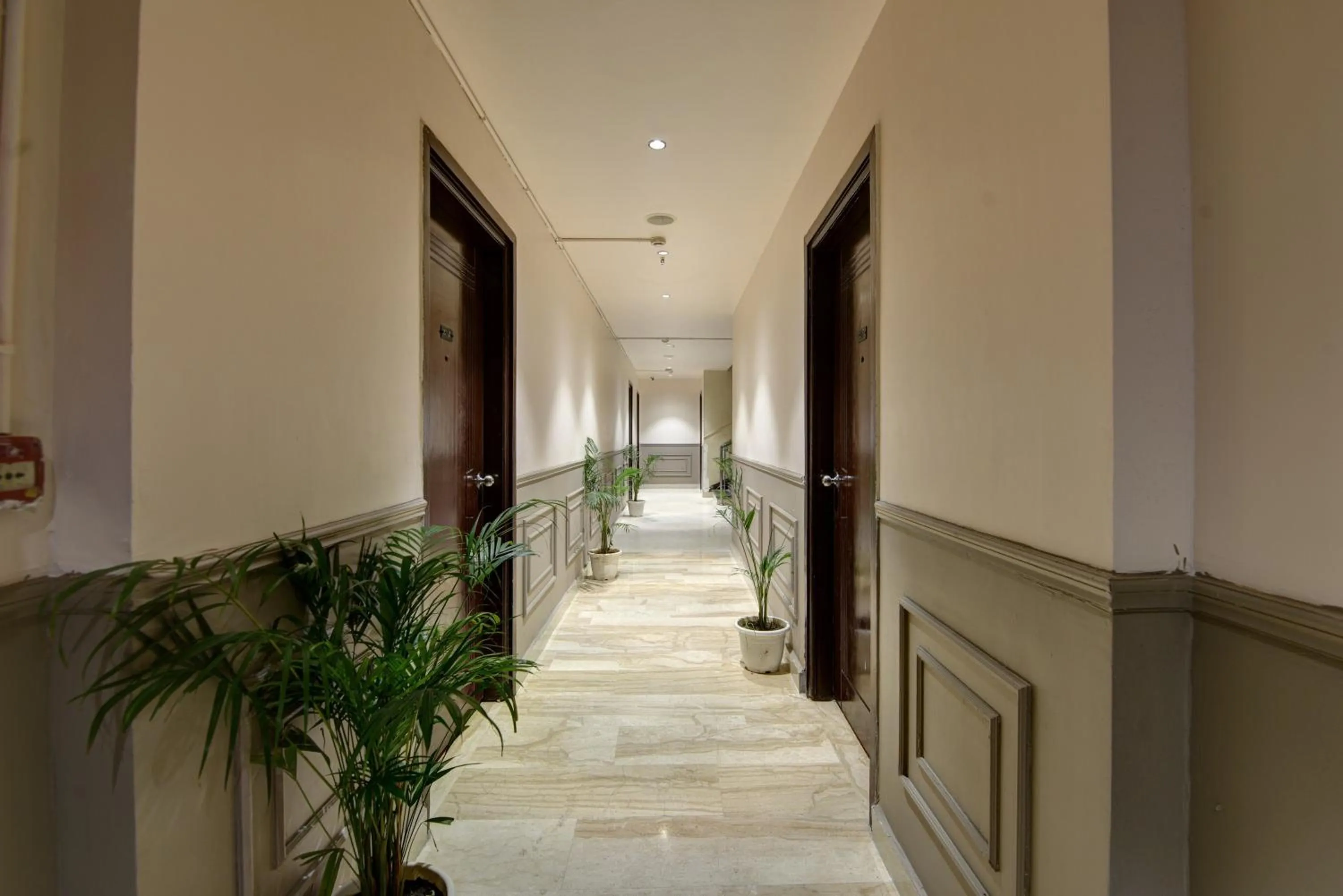 Lobby or reception in Qotel Comfort AT Residency Kaushambi Anand Vihar