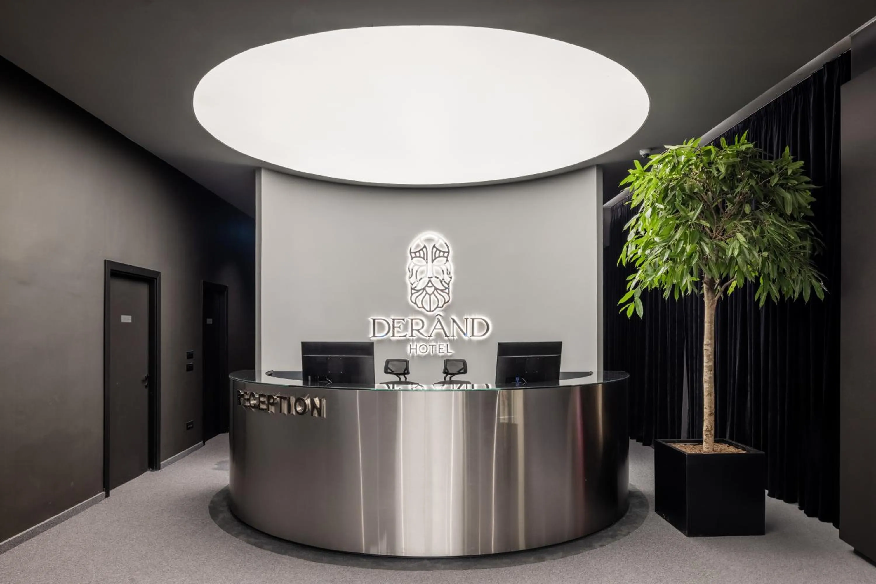 Lobby or reception in Derand Hotel