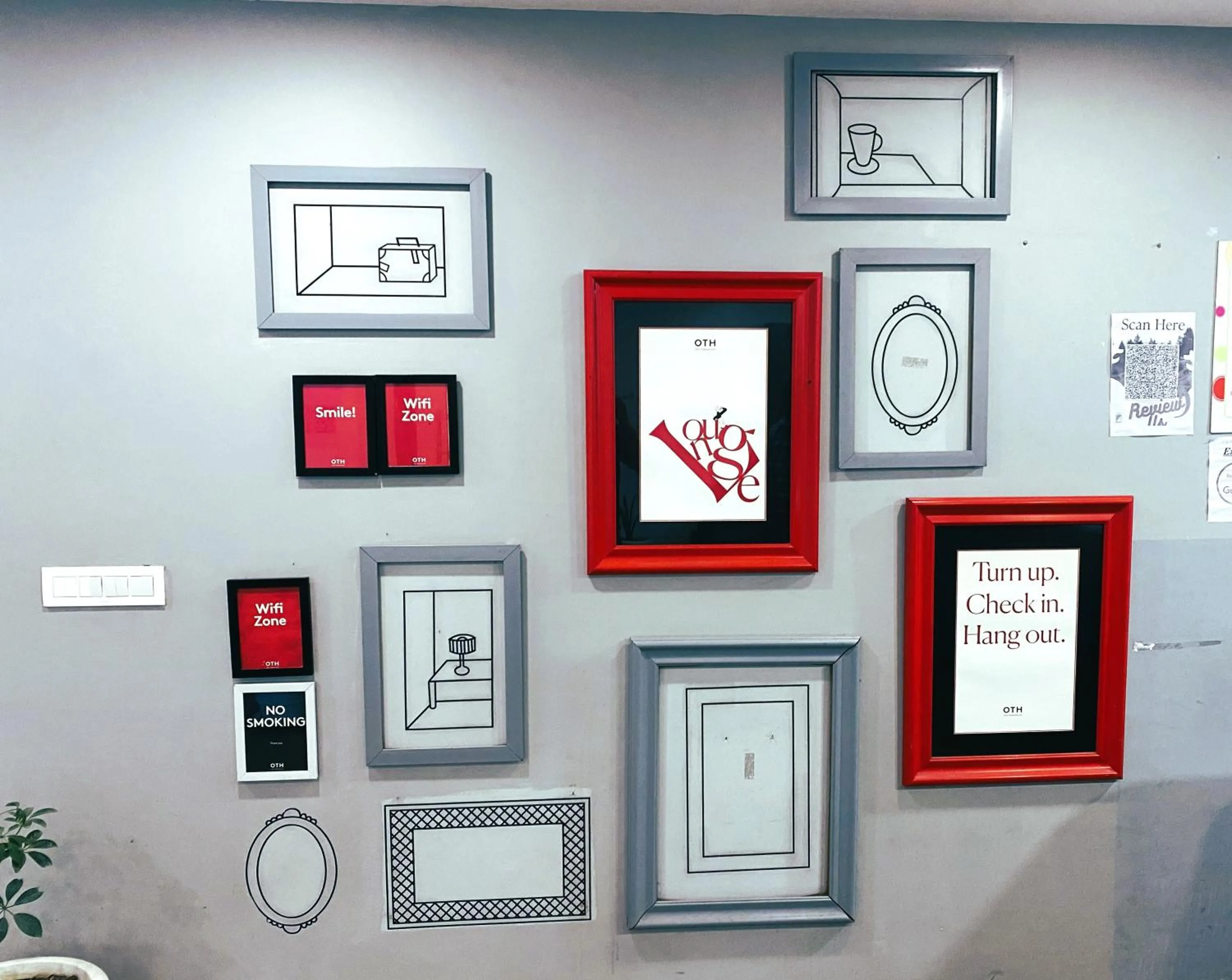 Decorative detail in Qotel Comfort IP Residency East Delhi Preet Vihar