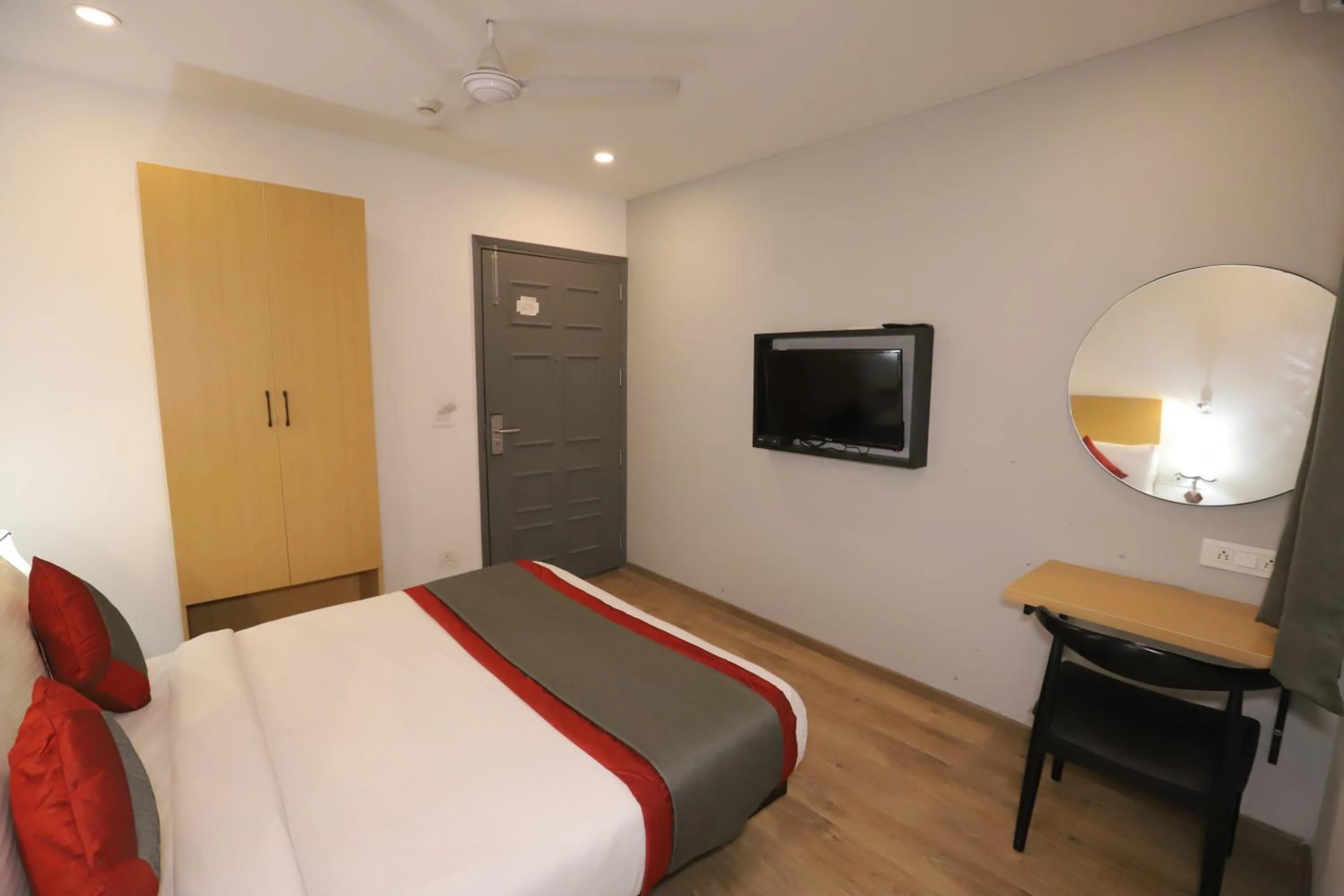 Communal lounge/ TV room, Bed in Qotel Comfort IP Residency East Delhi Preet Vihar
