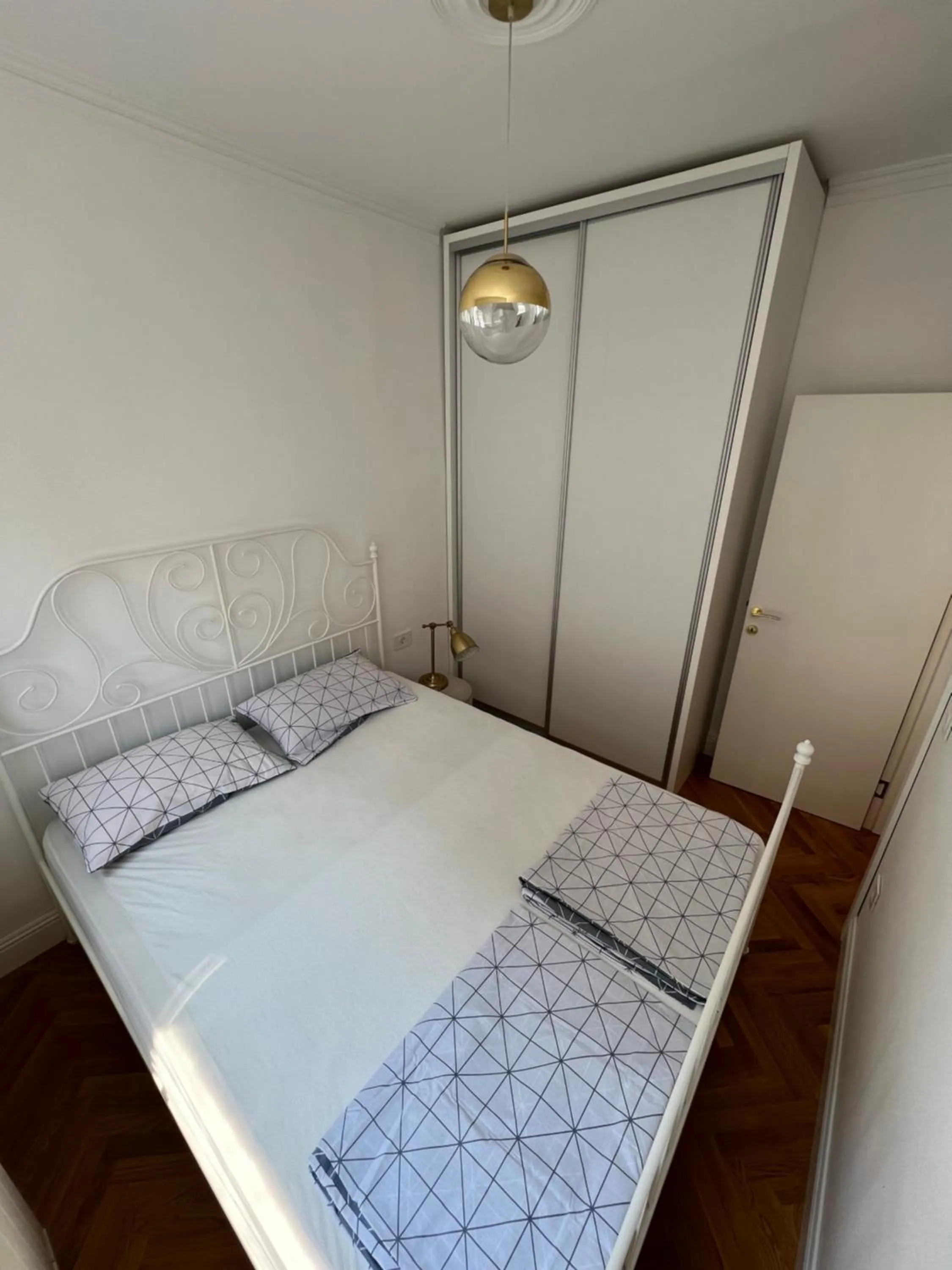 Bed in Old Town Gate