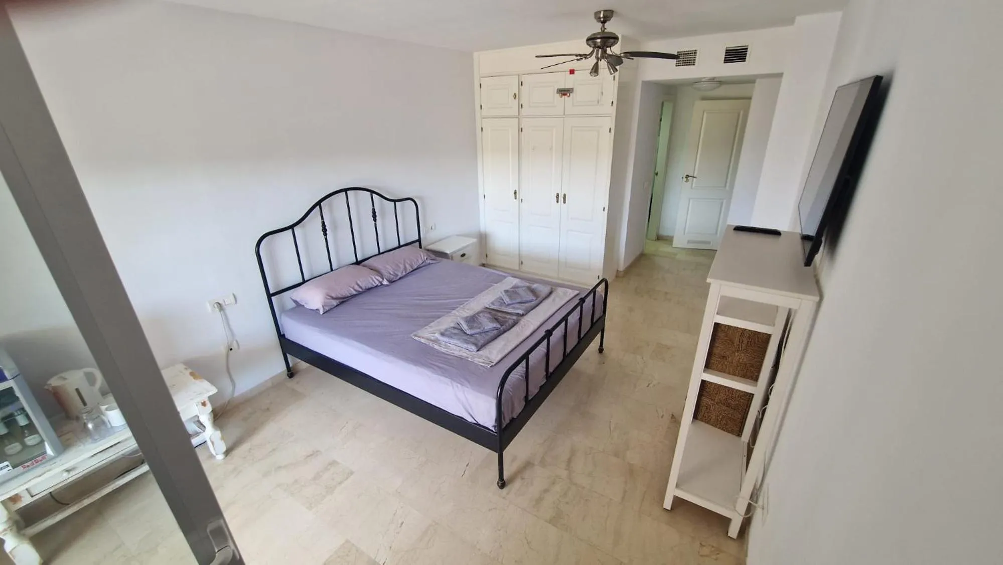HillView Rooms in Manilva