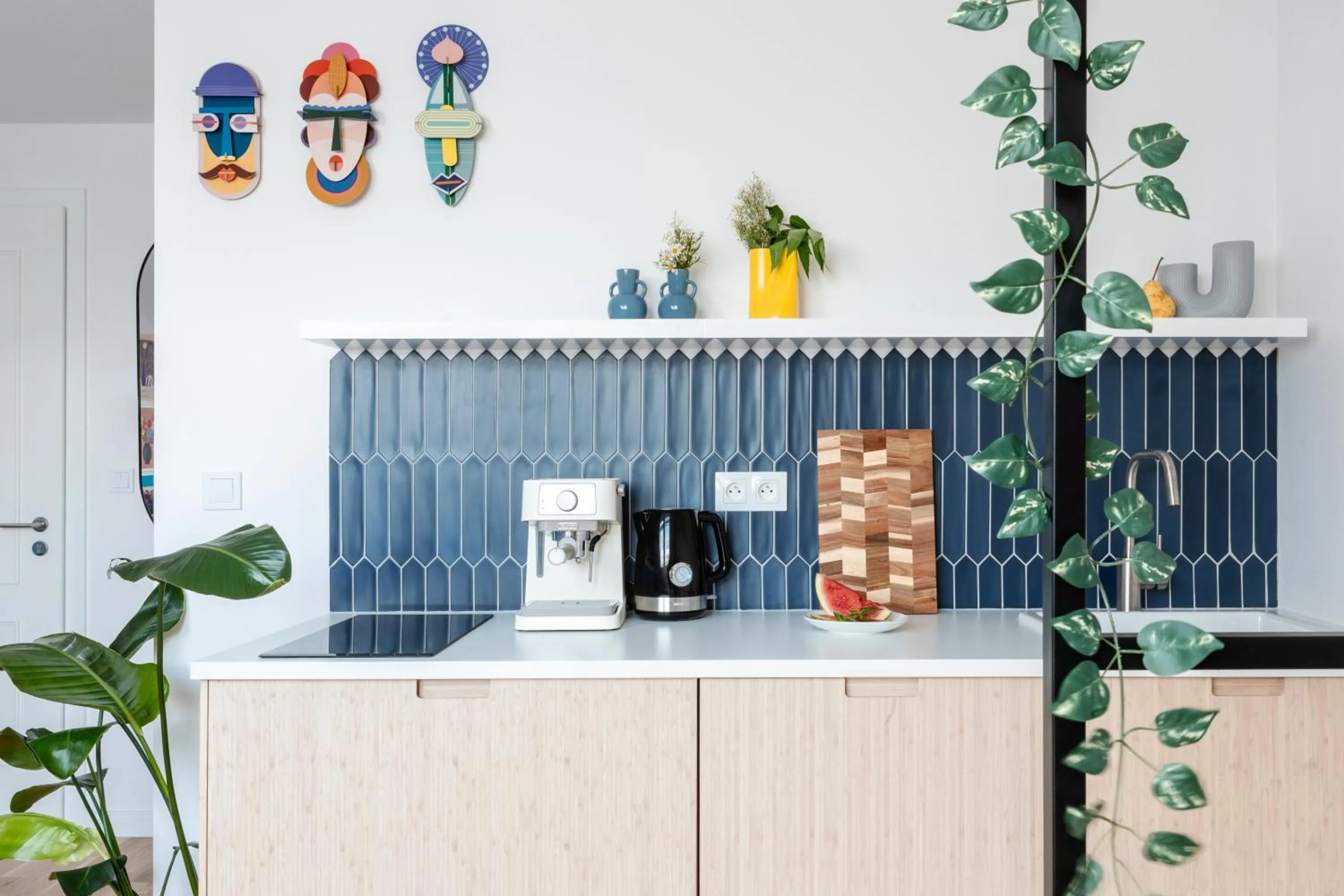 Coffee/tea facilities in TurnKey I Charles Square Apartments