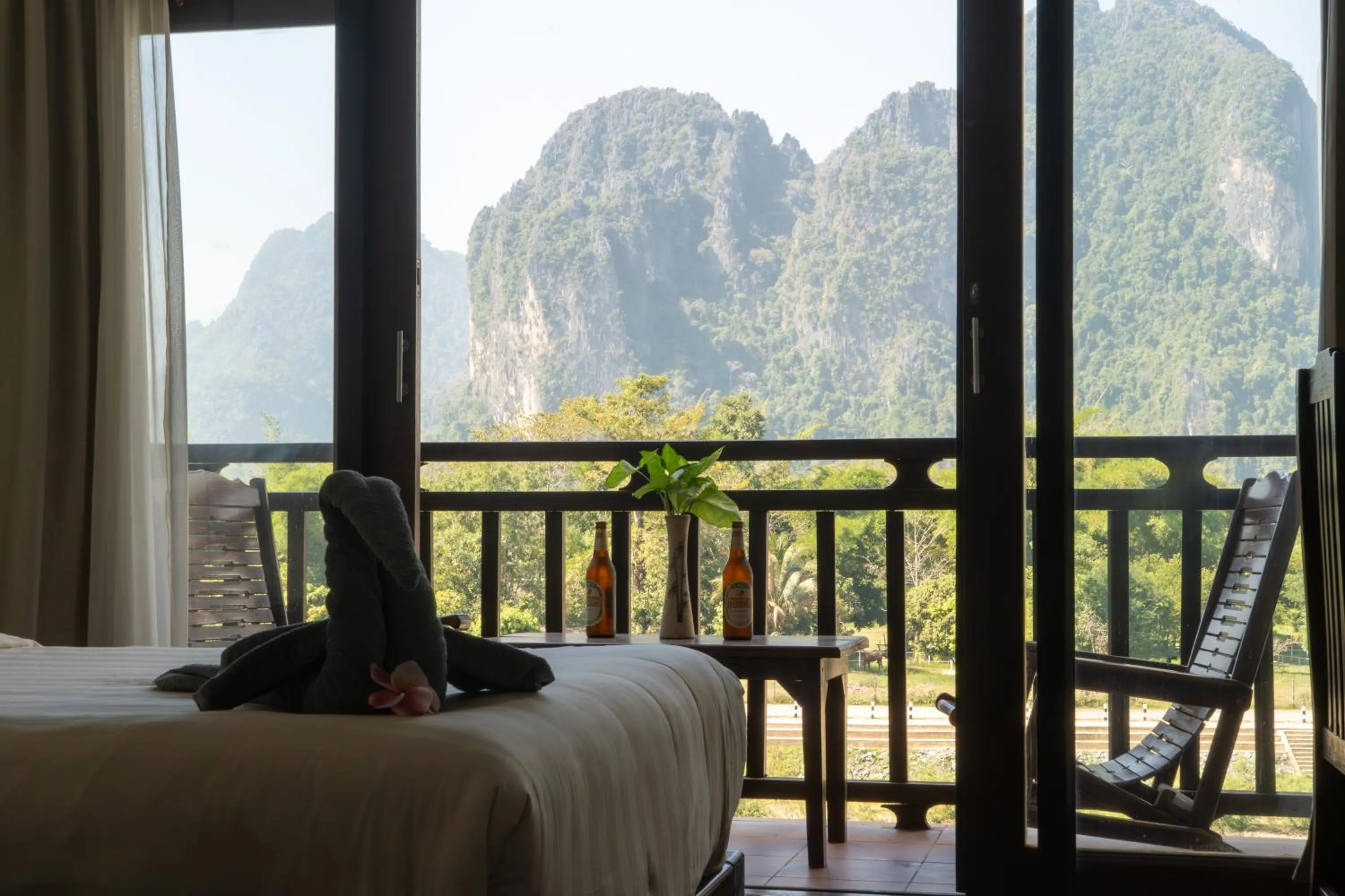 Mountain view, Bed in Silver Naga Hotel