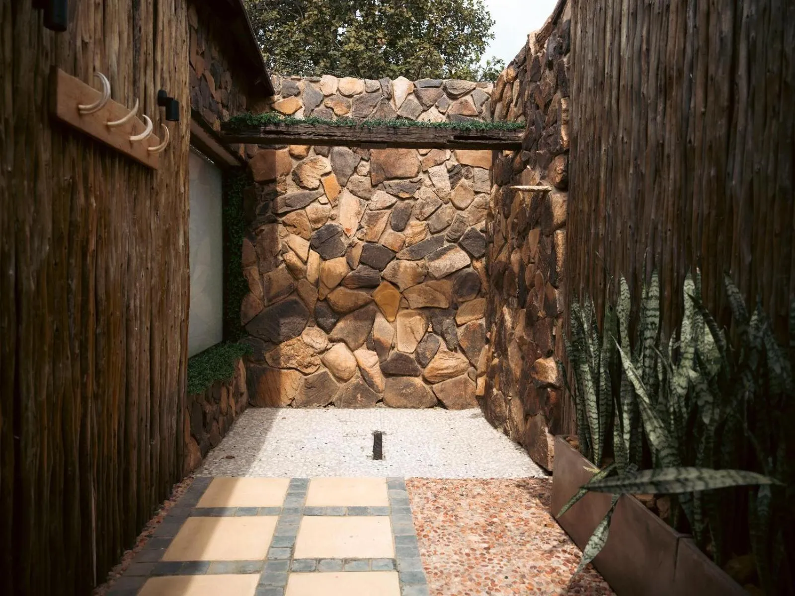 Shower in Shekinah Lion & Game Lodge