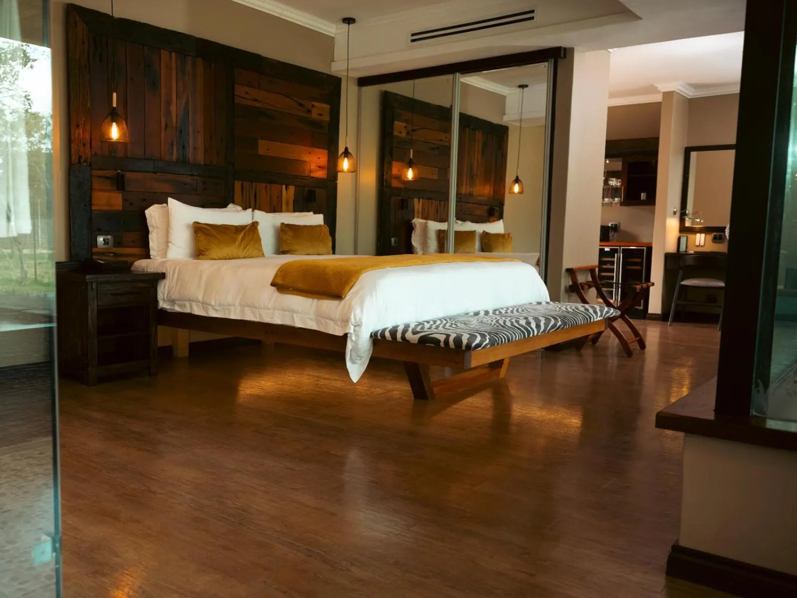 Bed in Shekinah Lion & Game Lodge