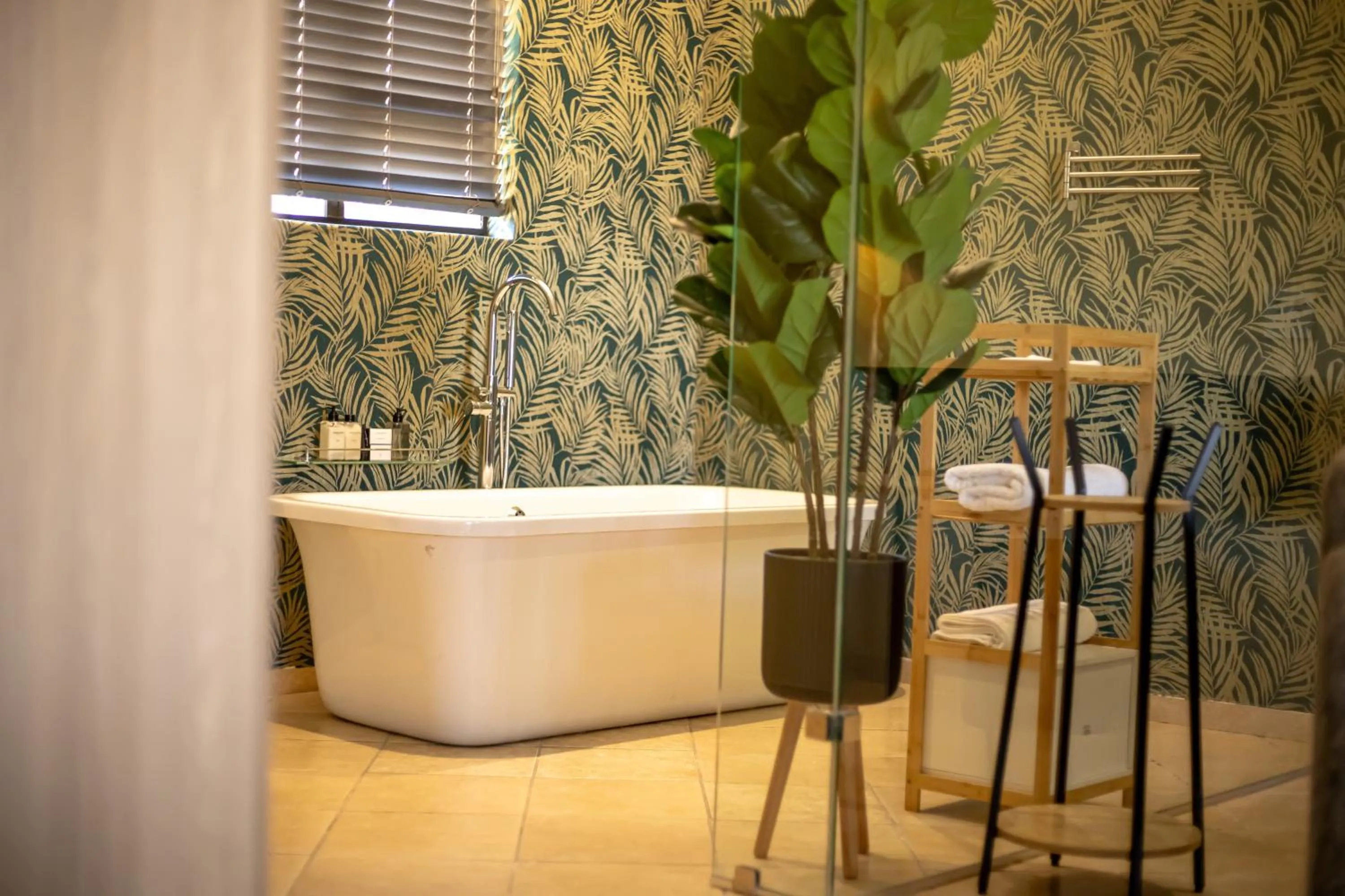 Bathroom in Shekinah Lion & Game Lodge