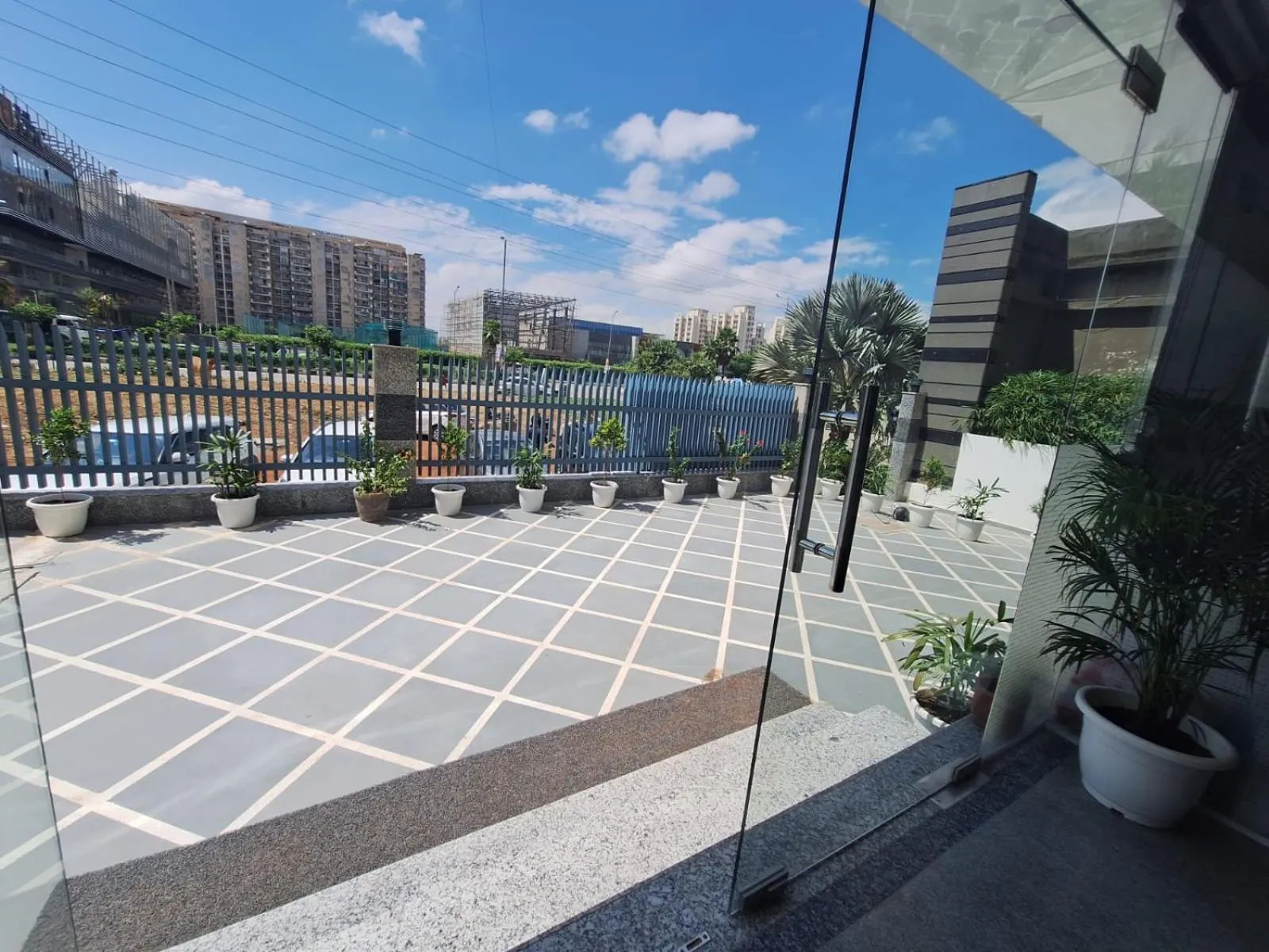 Parking in RR Galaxy