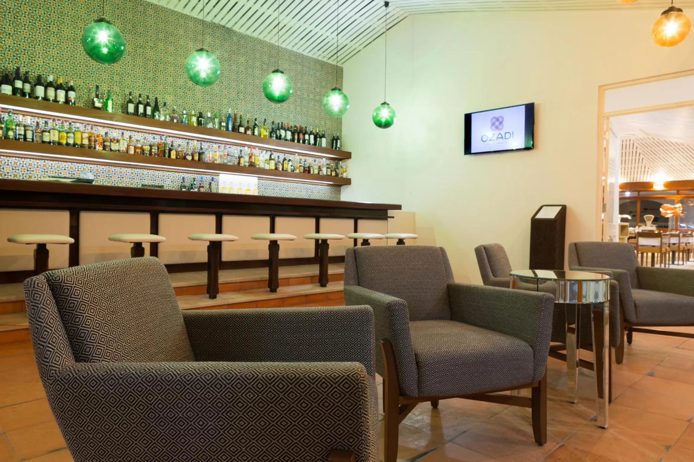 Lounge or bar in OZADI Tavira Hotel