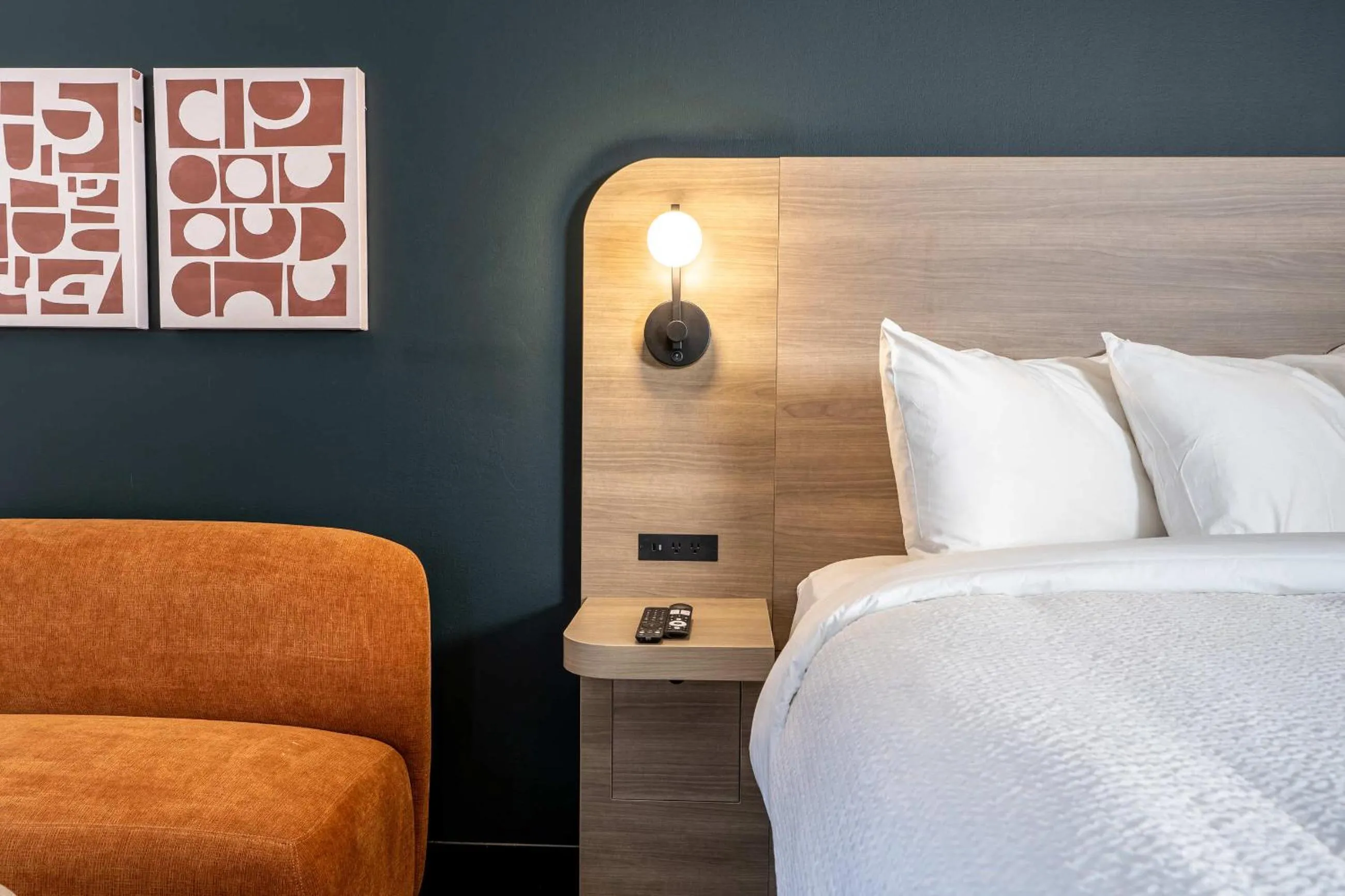 Bed in Northwinds Hotel Revelstoke