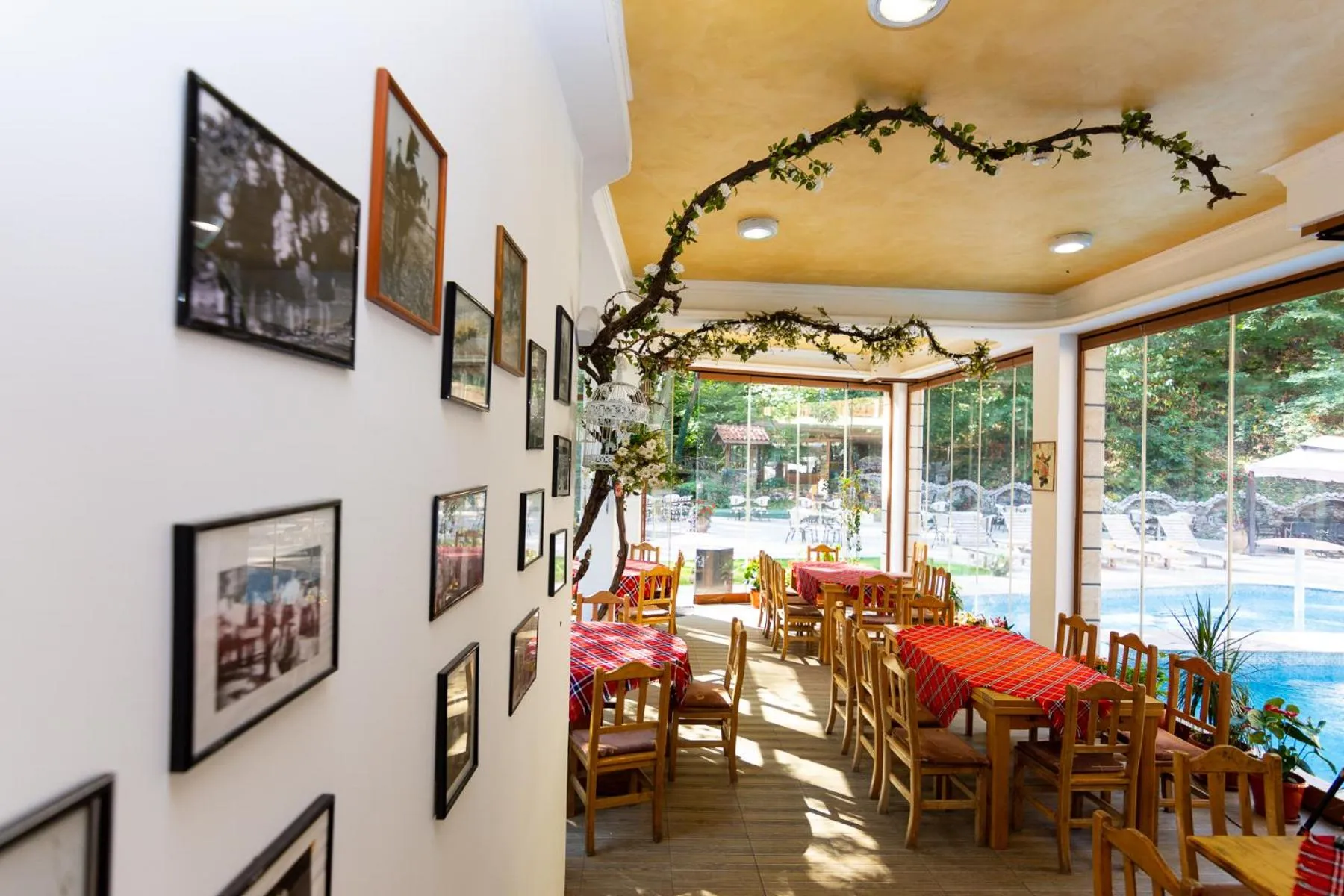 Game Room in Hotel Saint Nedelya