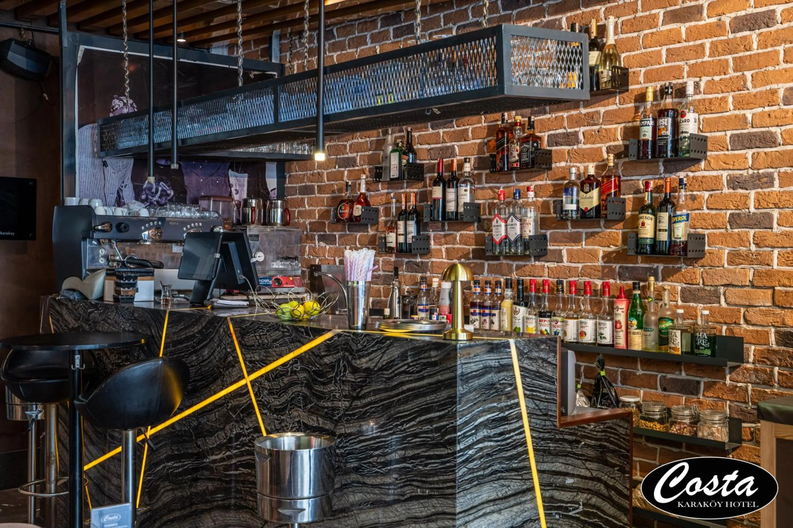 Restaurant/places to eat in Costa Karakoy Hotel