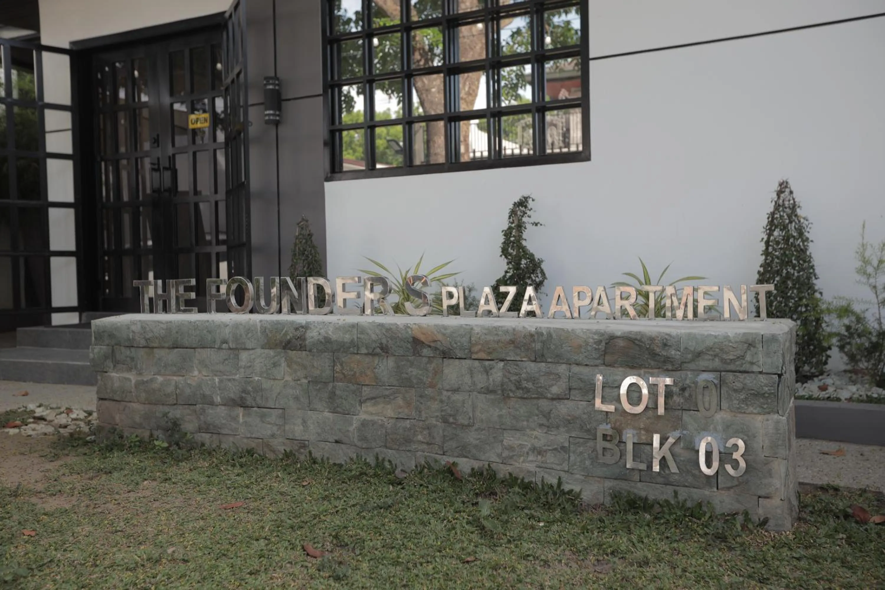 Day in Tierra Javier