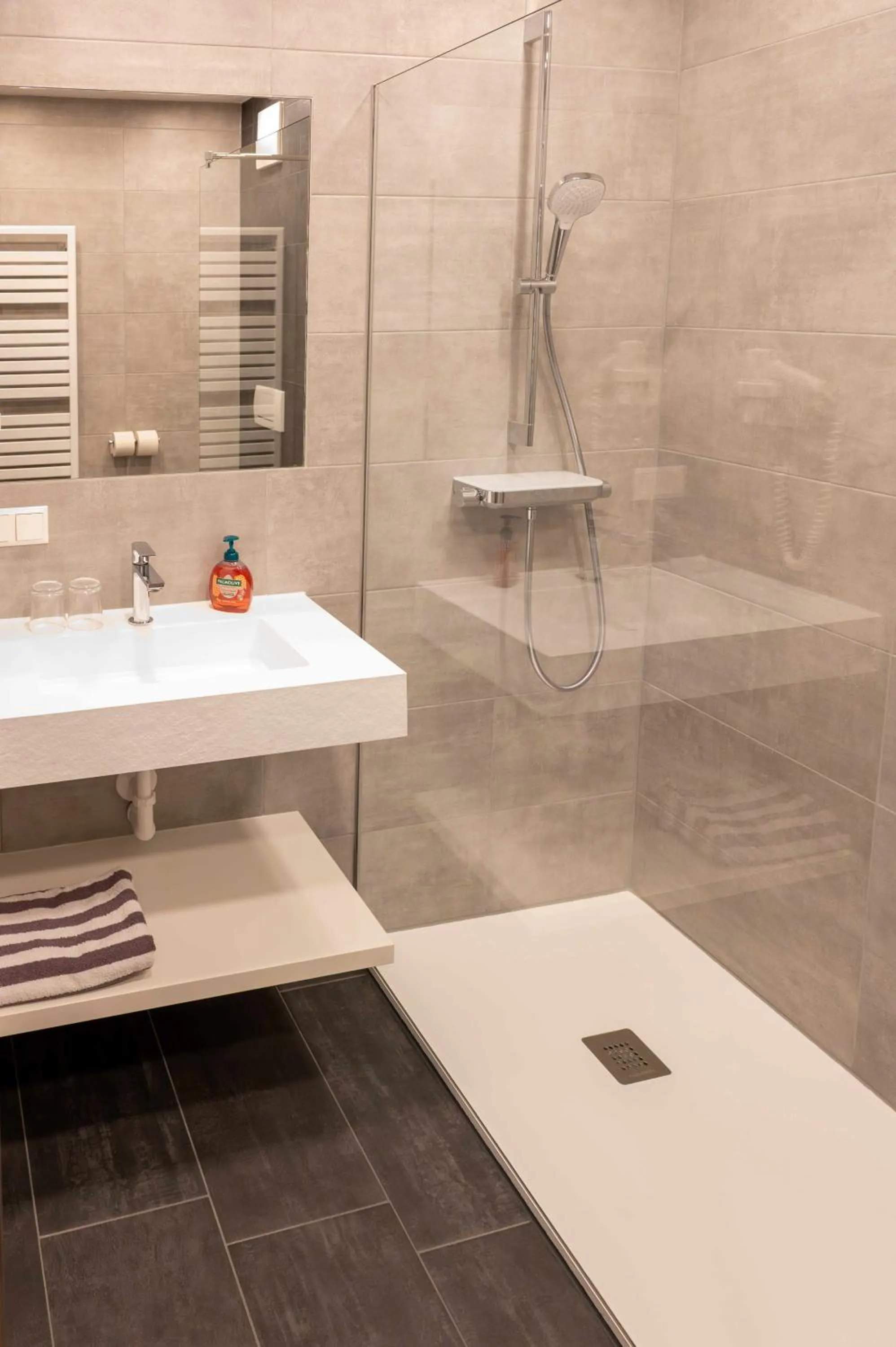 Apartment with Shower - single occupancy in Gästehaus Kreischberg - Mayer
