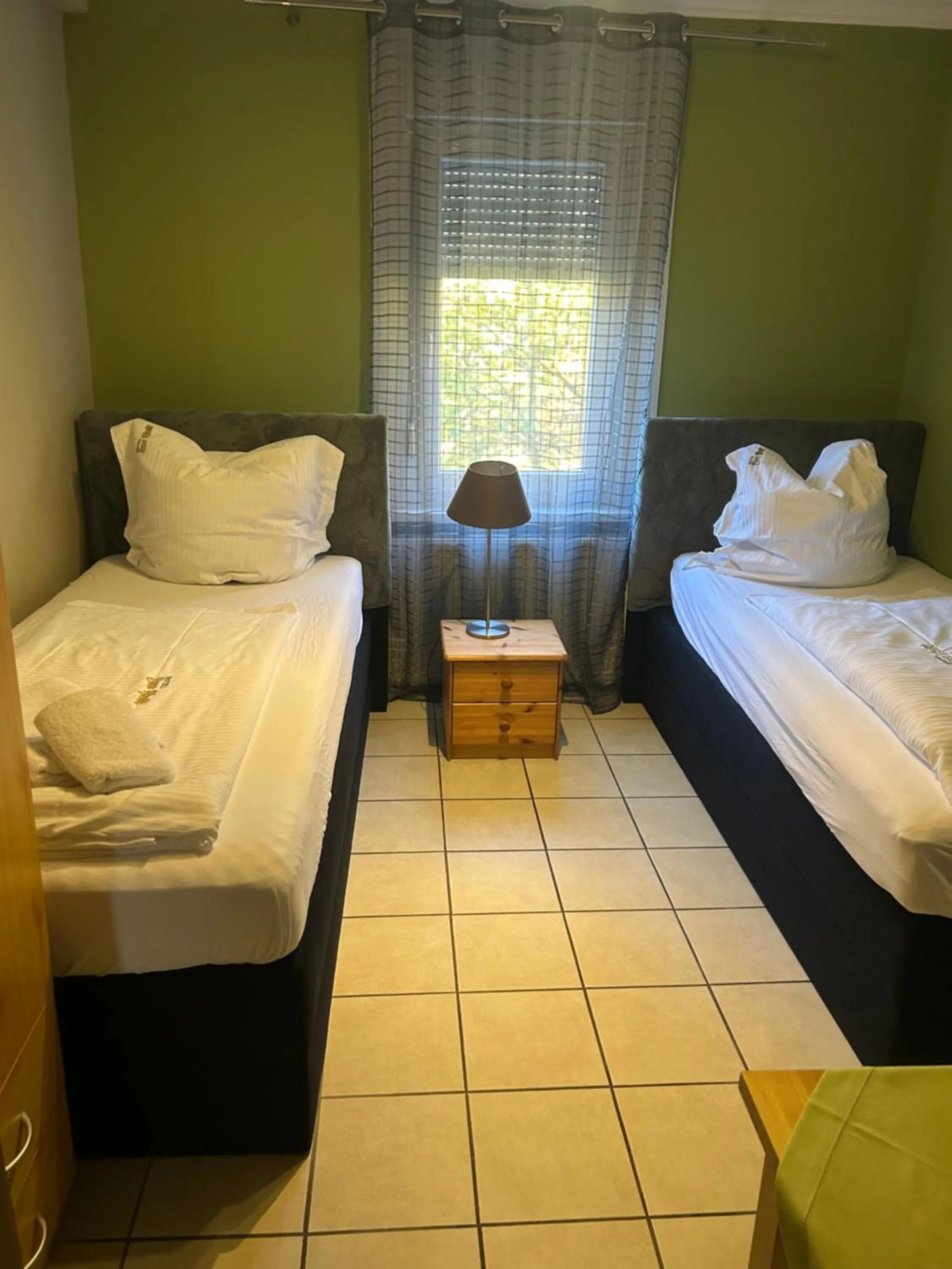 Bed in Gaststätte Pütz