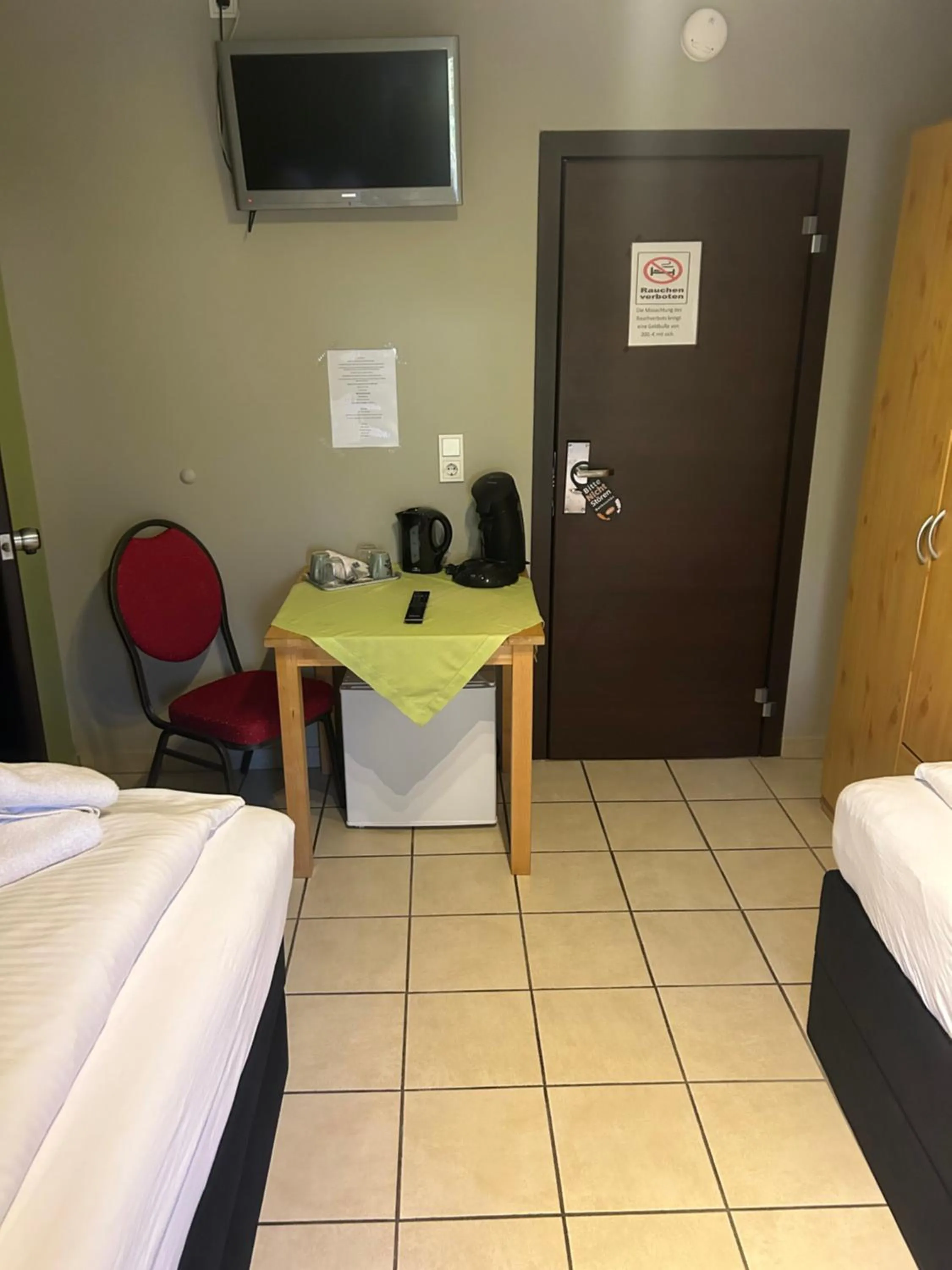 Bed in Gaststätte Pütz