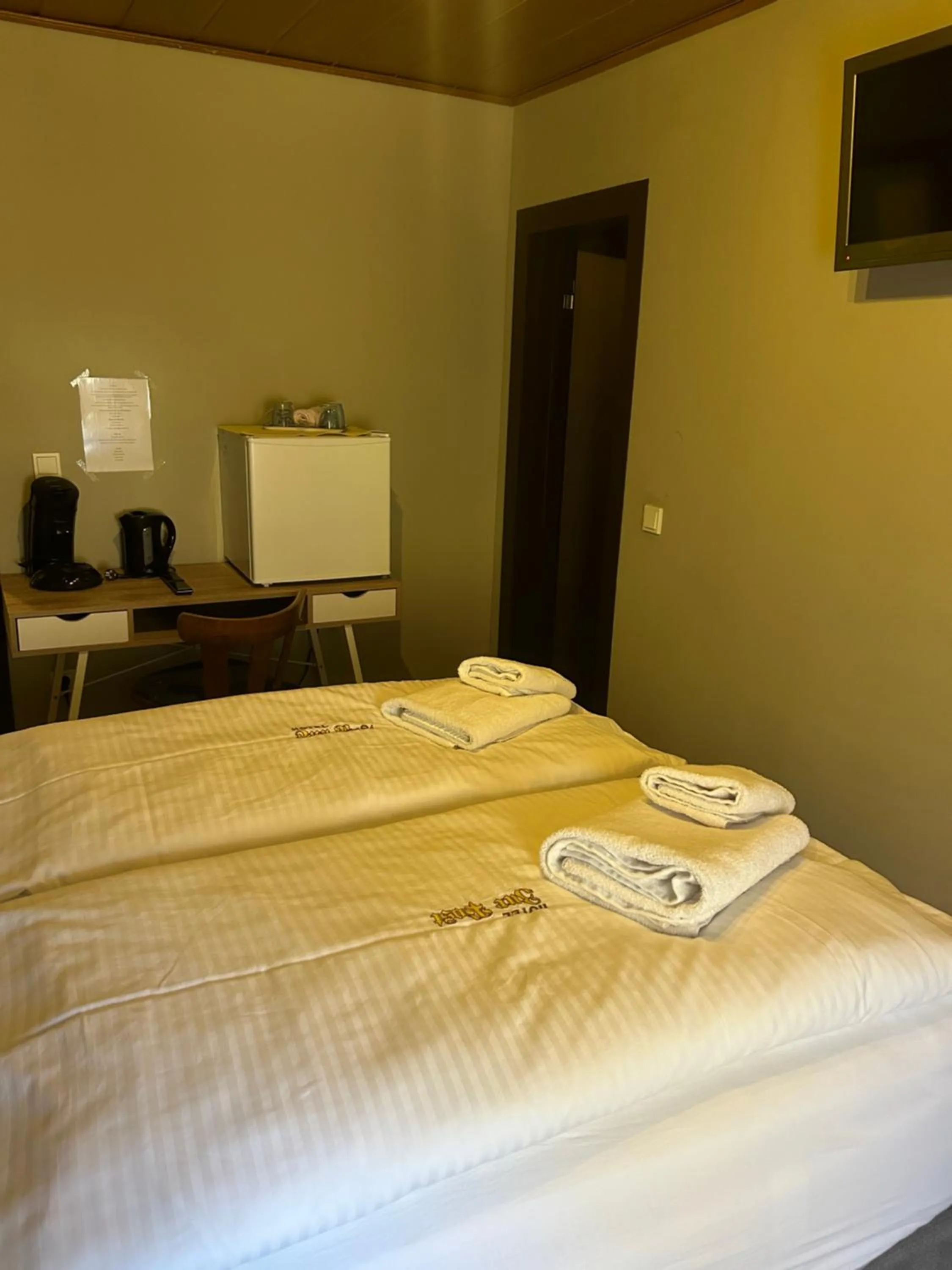 Bed in Gaststätte Pütz