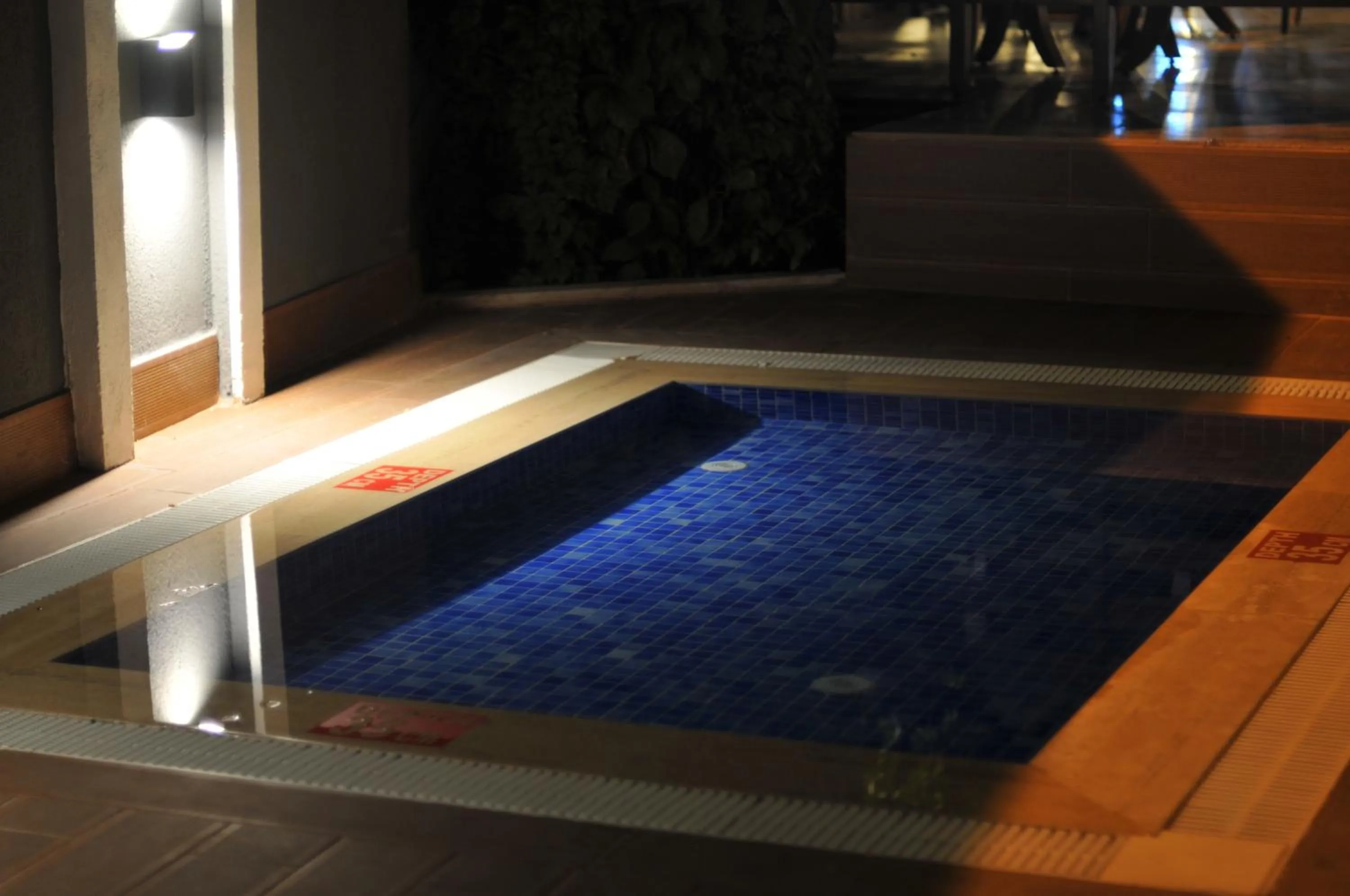 Pool view in Isla Apart