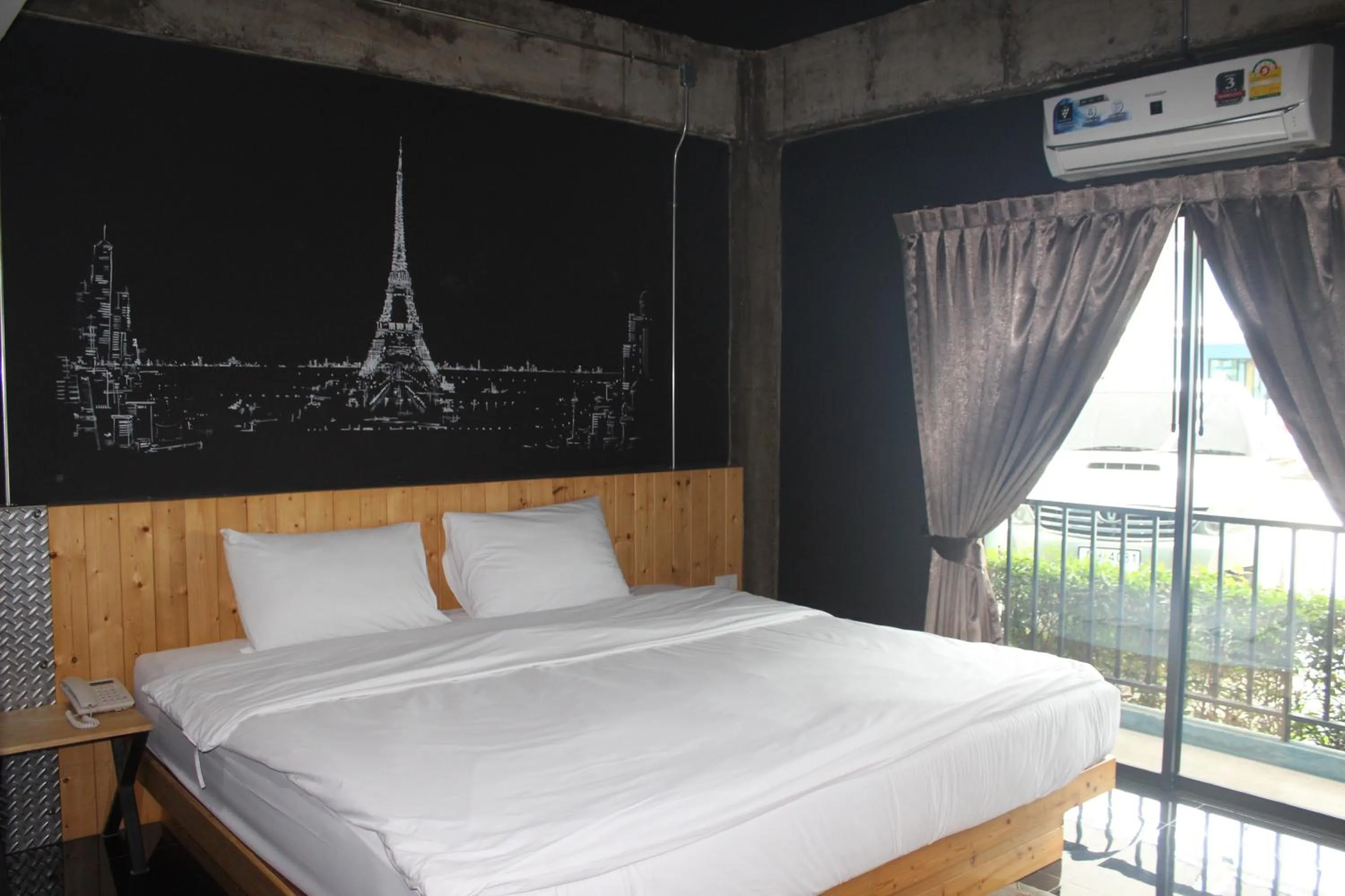 Bed in Nine blue residence