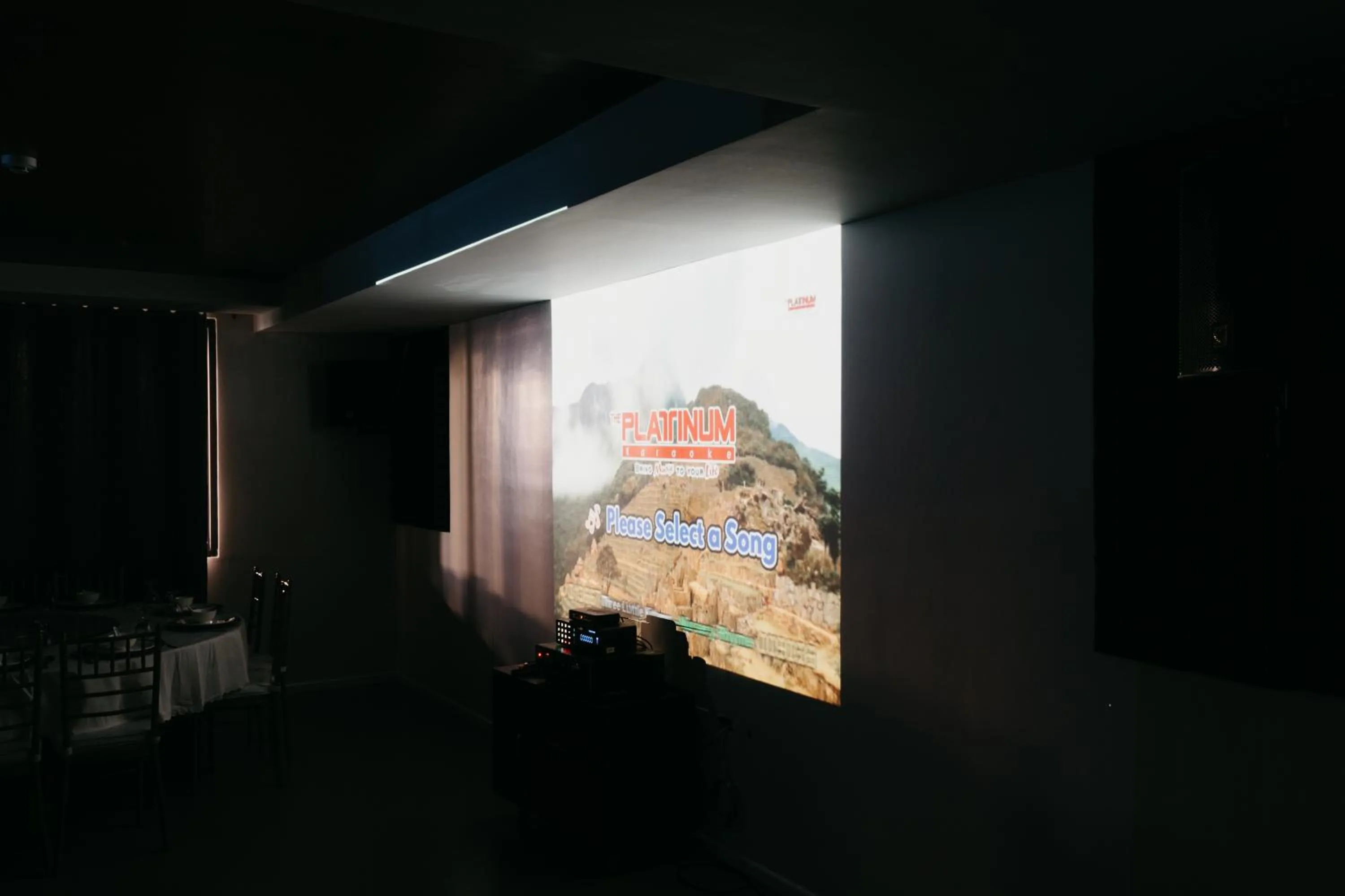 Karaoke in Levo Hotel