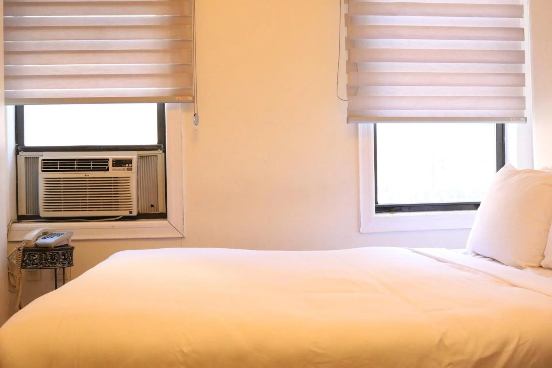 Bed in Midtown West Hotel