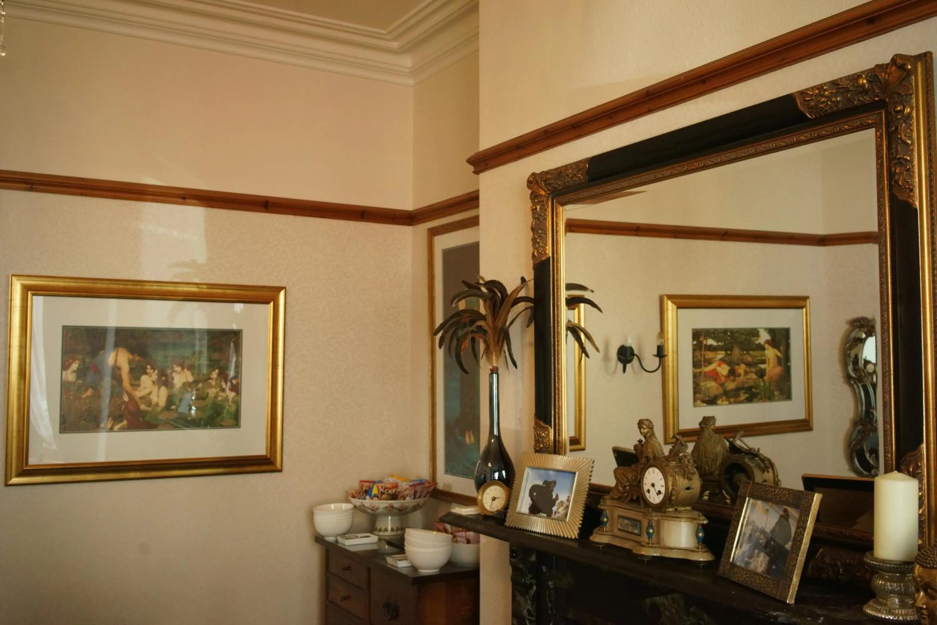 Dining area in Elm Tree Lodge