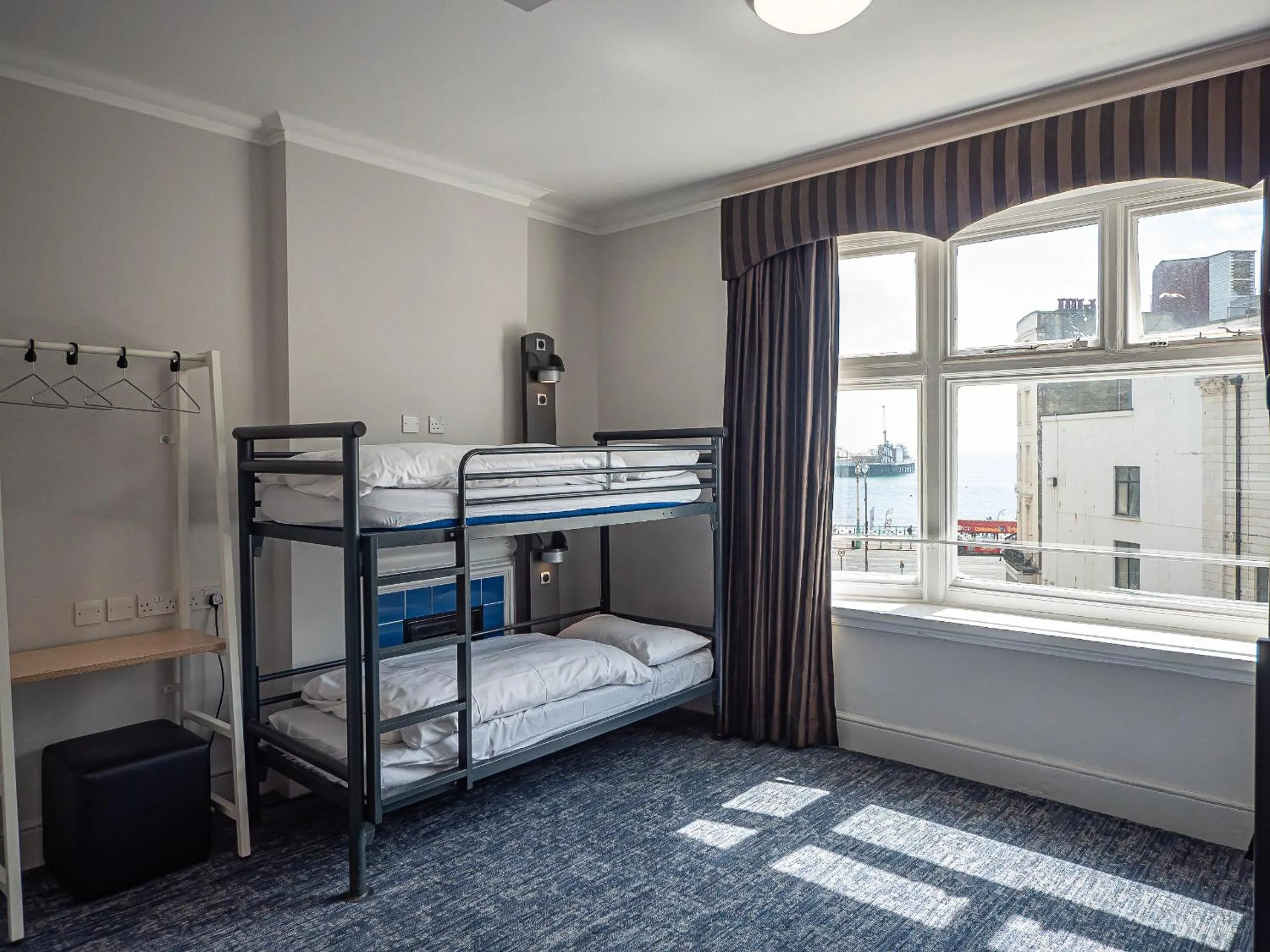 Bedroom, Bed in YHA Brighton Hostel