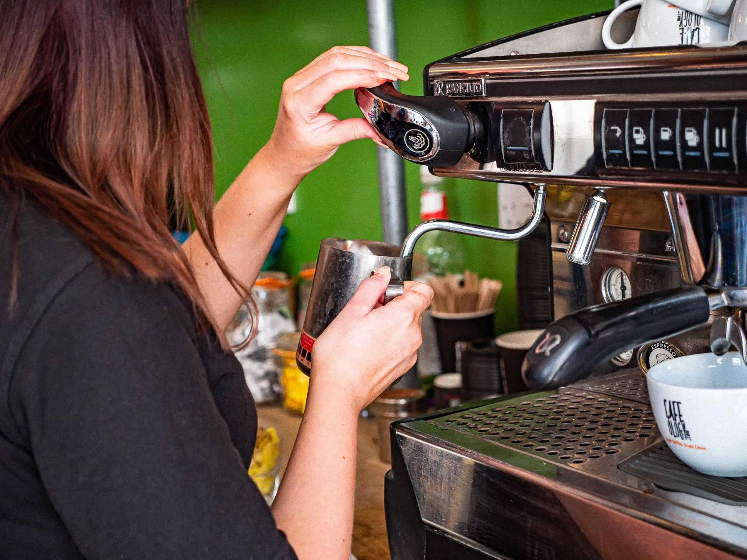 Coffee/tea facilities in YHA Brighton Hostel