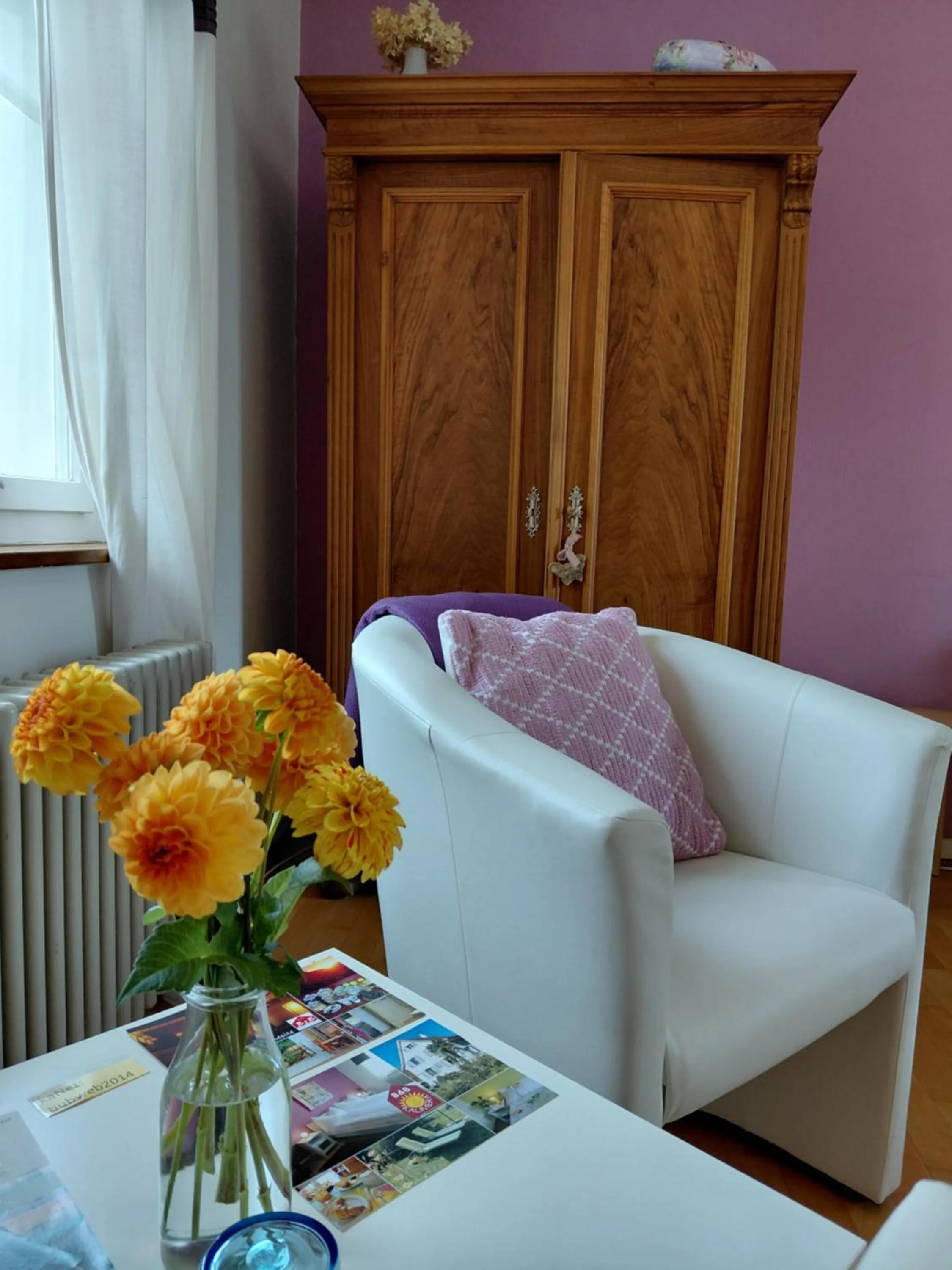 Seating area in B&B Kalimera Pratteln