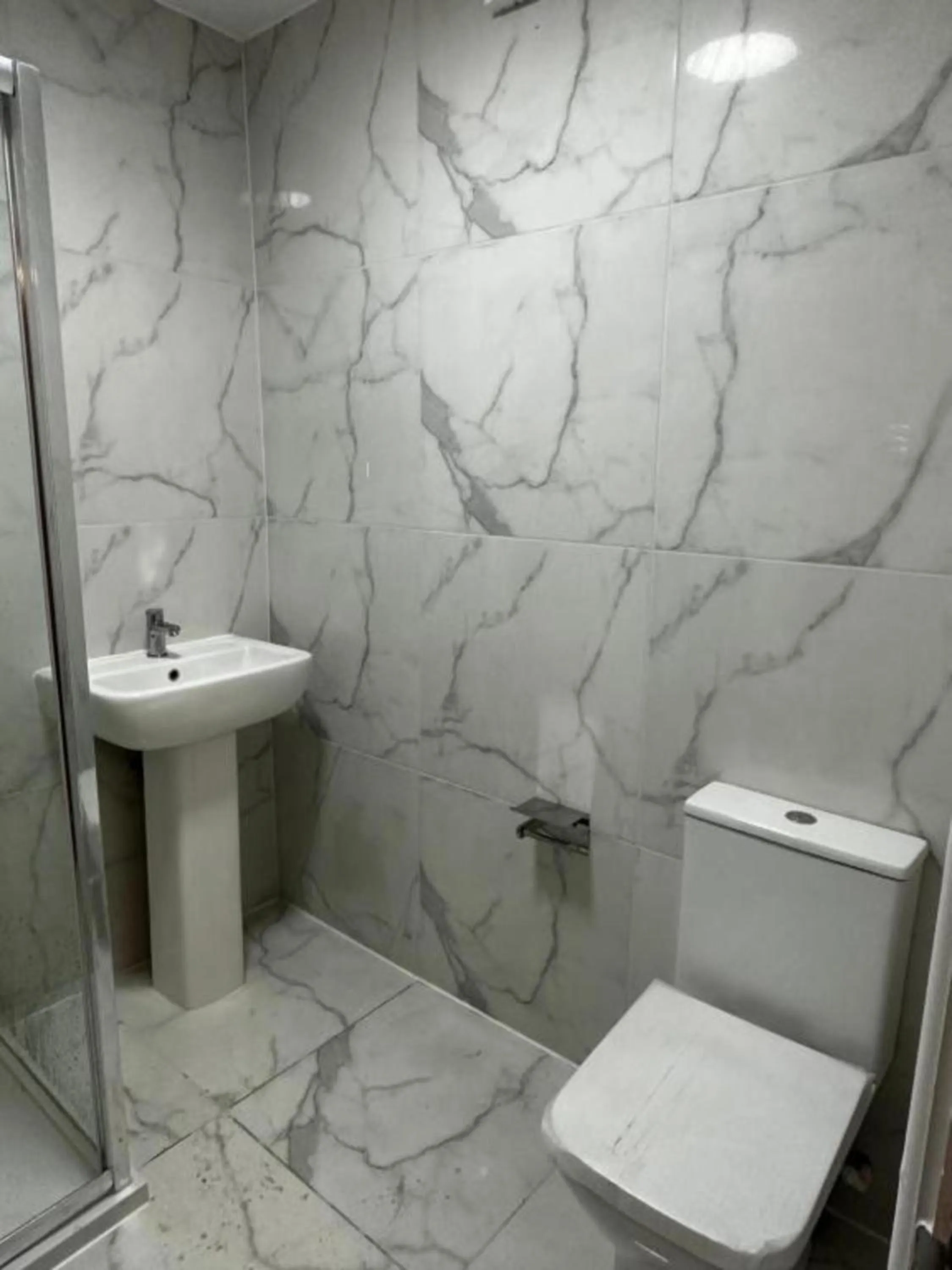 Bathroom in OYO Cheetham Hill Guest House