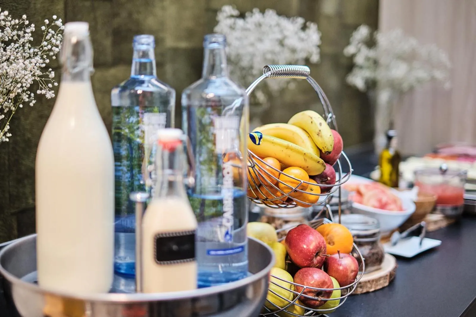 Buffet breakfast in Hotel Lux Santiago