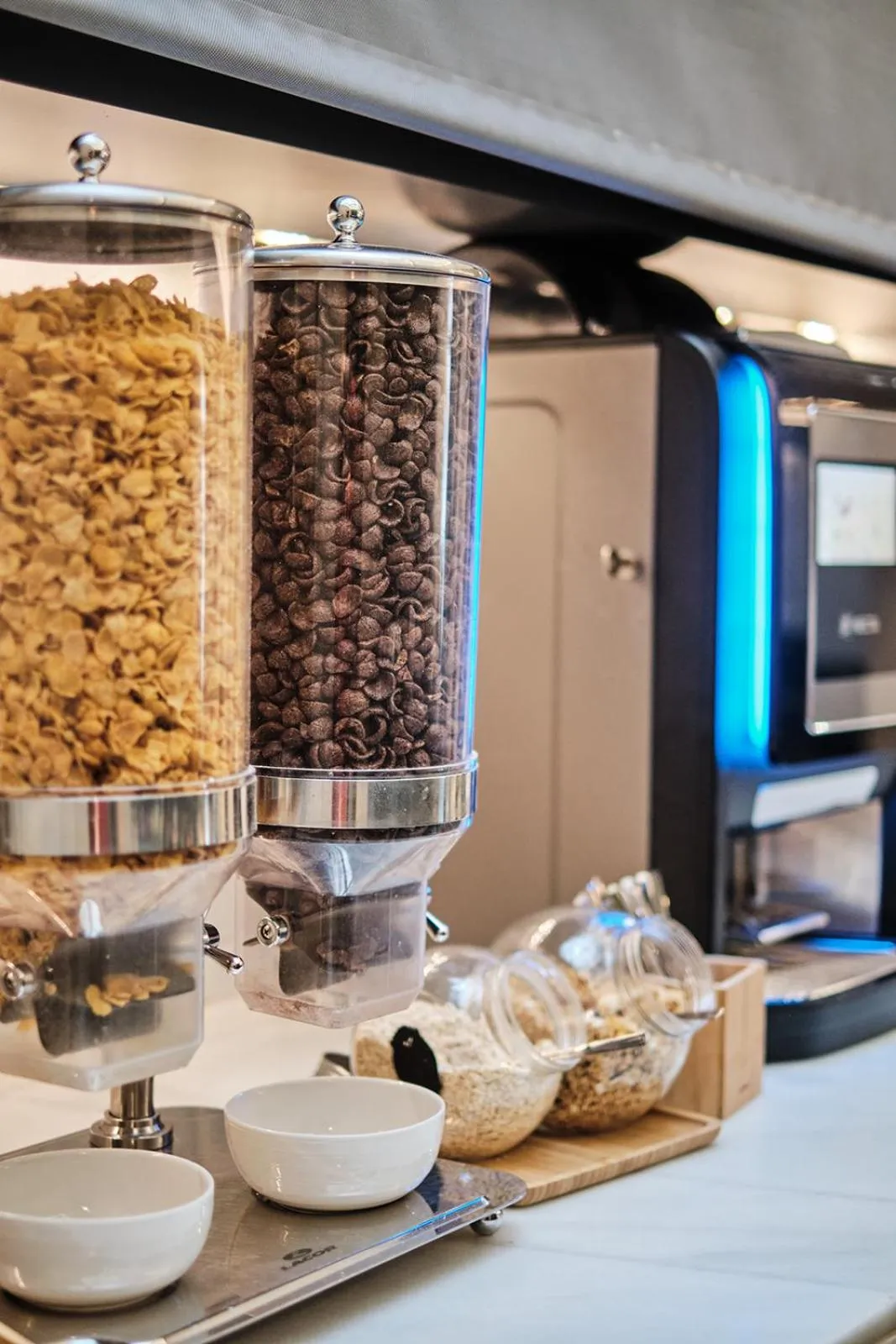 Buffet breakfast in Hotel Lux Santiago